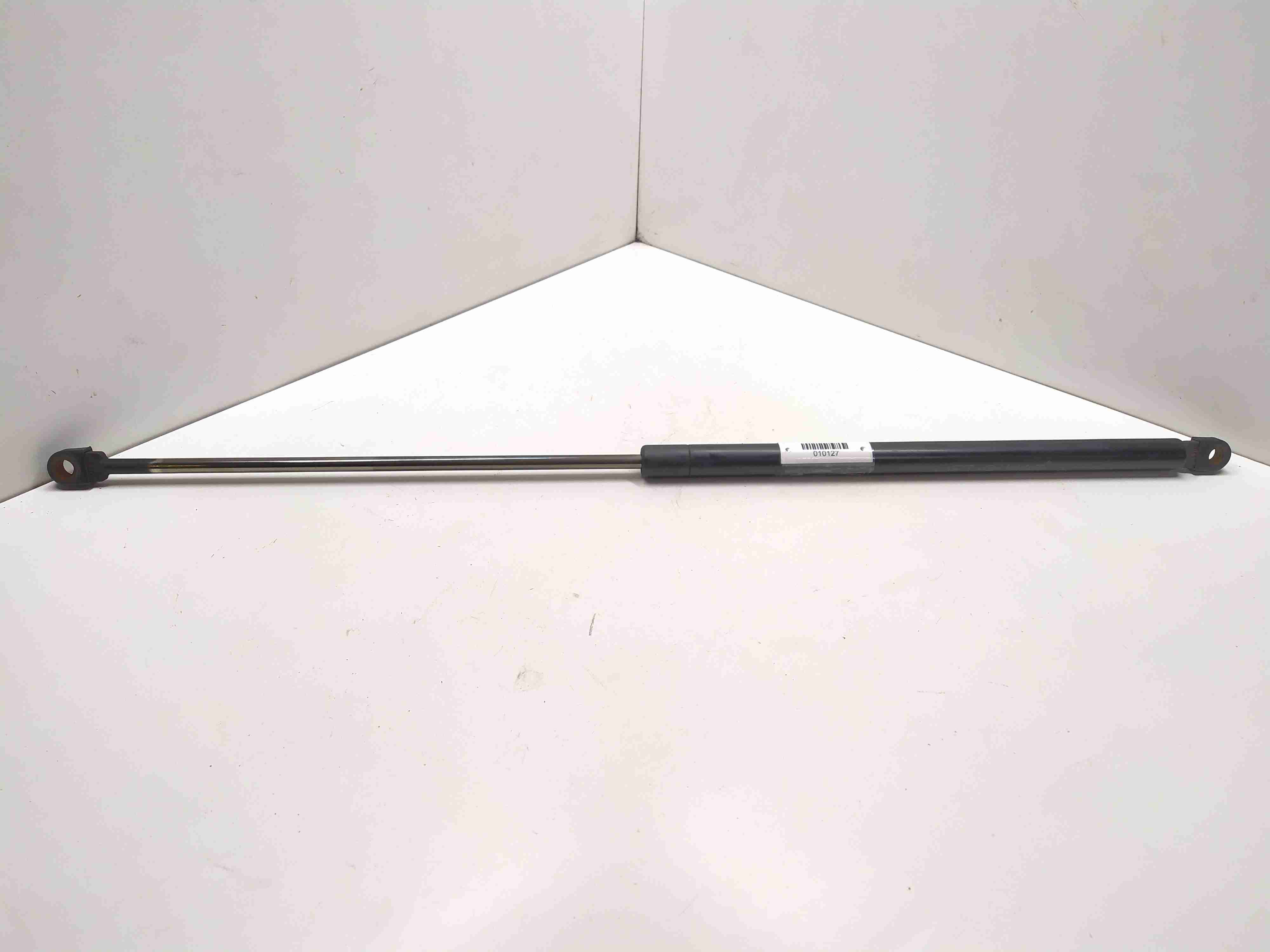 Audi 80 80 B3 (8A) 1986 - 1991 Амортизатор капота 893823360  010127