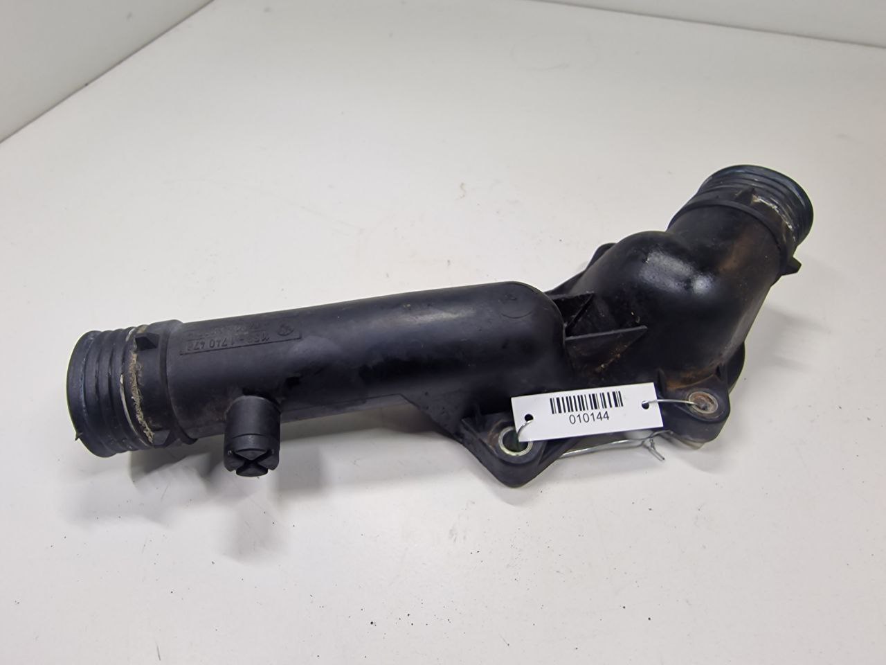 BMW 5 E39 5 E39 4 поколение (1995-2000) Корпус термостата 11531740478,  1740478	  010144