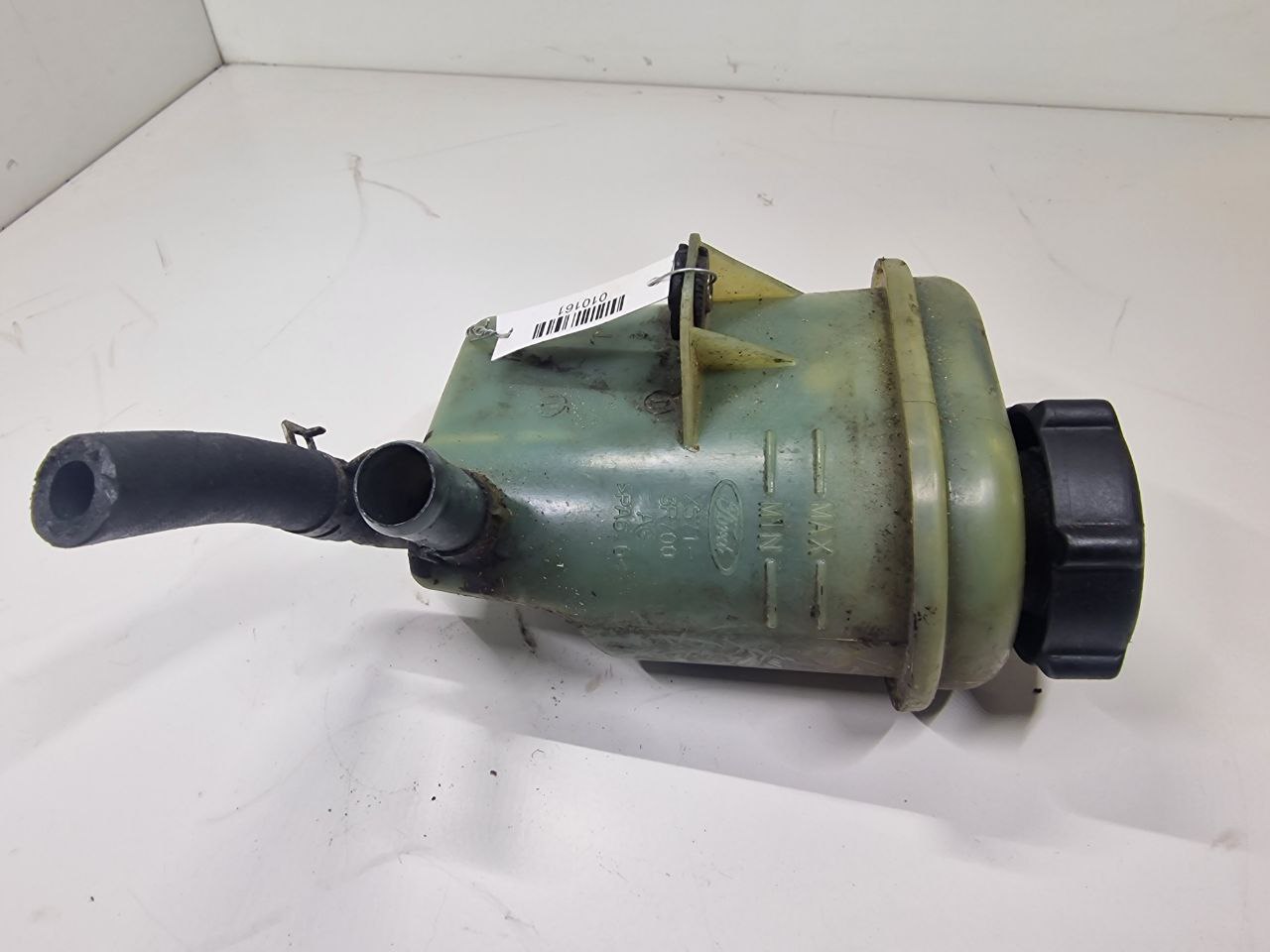 Ford Mondeo Mondeo III 2000 - 2007 Бачок гидроусилителя xs713r700  010161