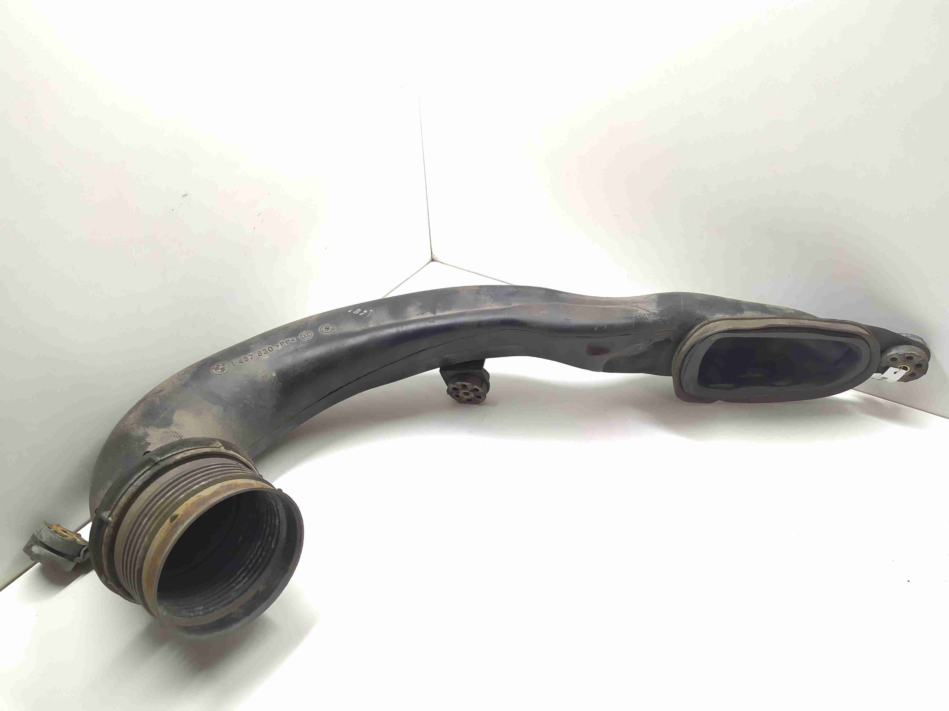 BMW 5 E39 5 E39 4 поколение [рейстайлинг] (2000-2004) Патрубок воздушного фильтра 13711437630,  1437630  010184