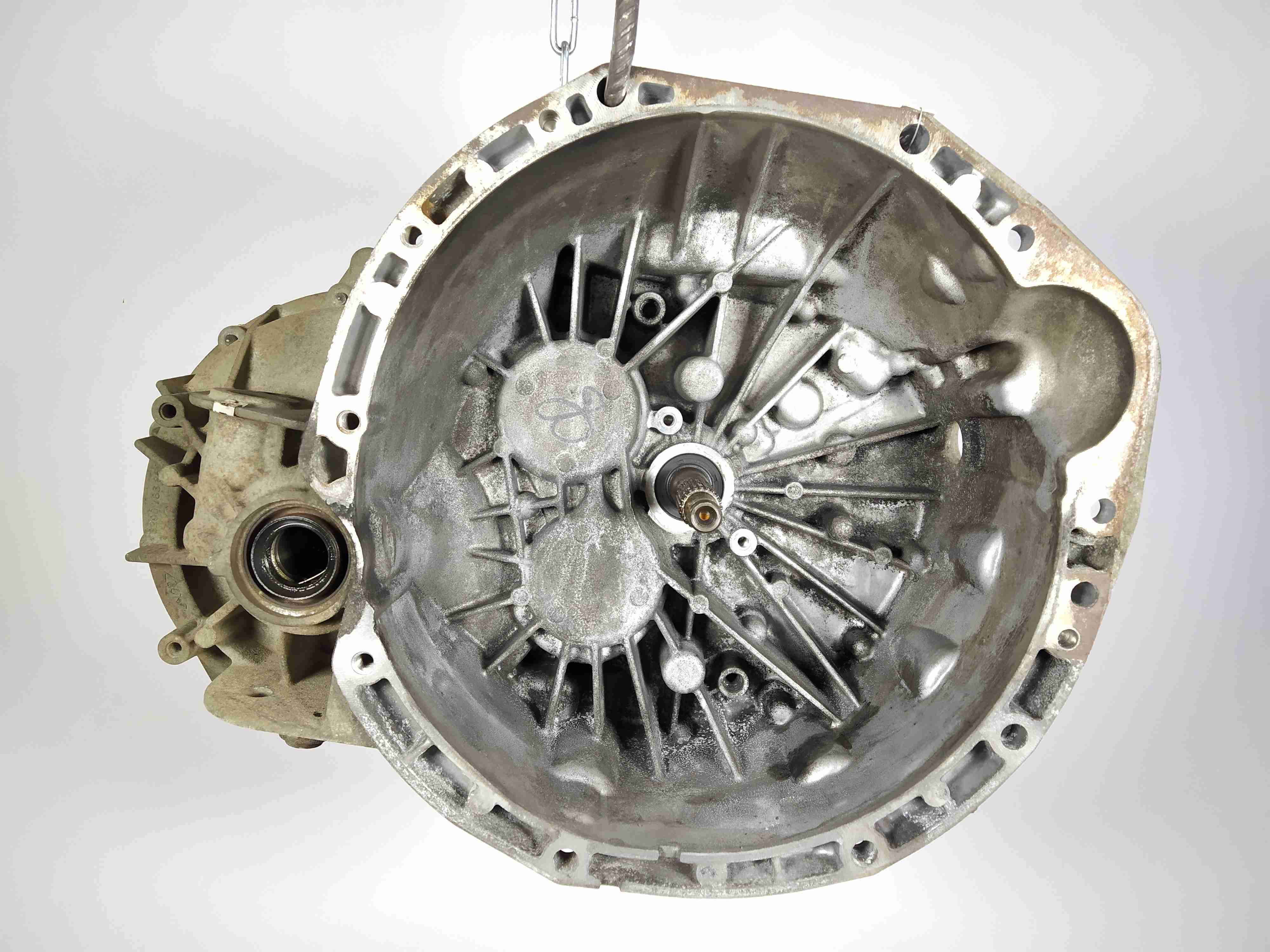 Opel Movano Movano B 2010 - наст. время КПП механическая (МКПП) 6-ступенчатая 320107483R,   PF6054  010211