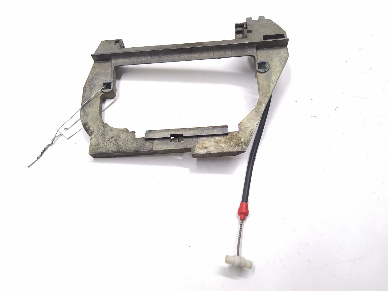 BMW 5 E39 5 E39 4 поколение [рейстайлинг] (2000-2004) Скелет ручки наружной задней левой 51228236645, 8236645  010244