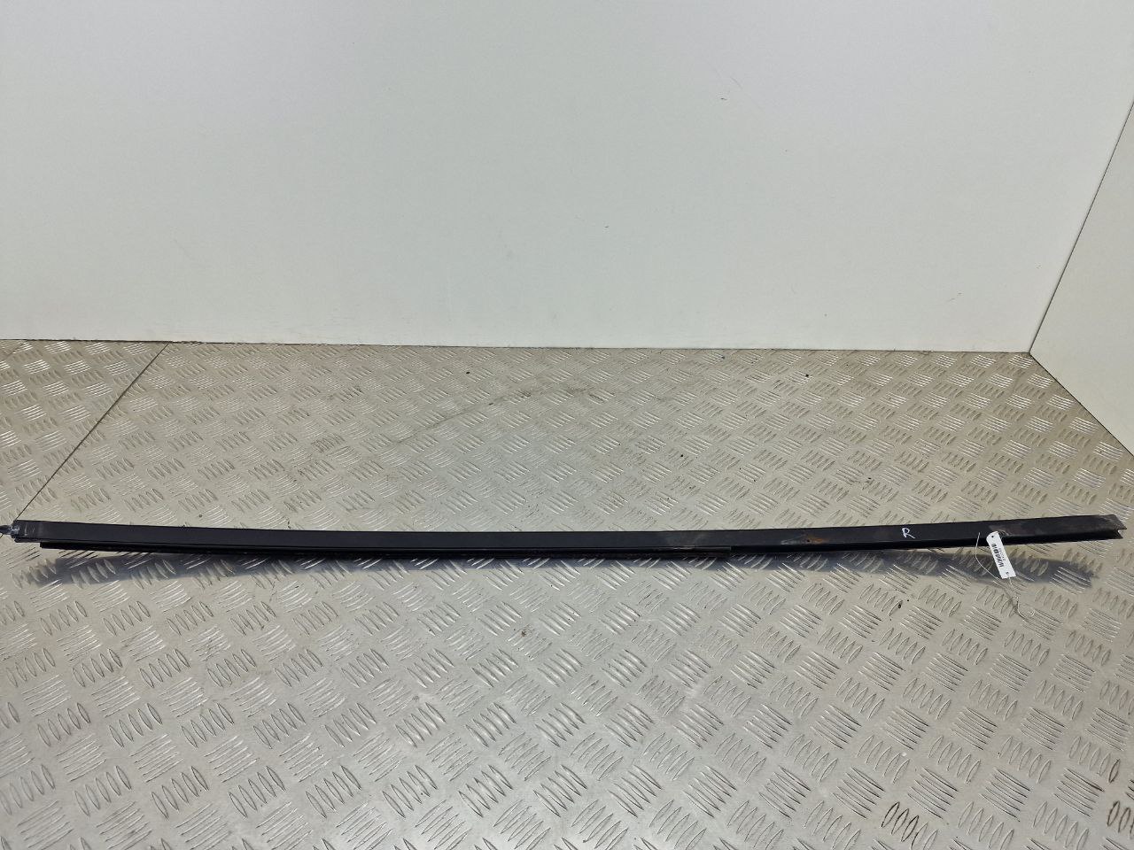 Renault Master Master 3 поколение [рестайлинг] (2014-2024) Направляющая стекла   010249