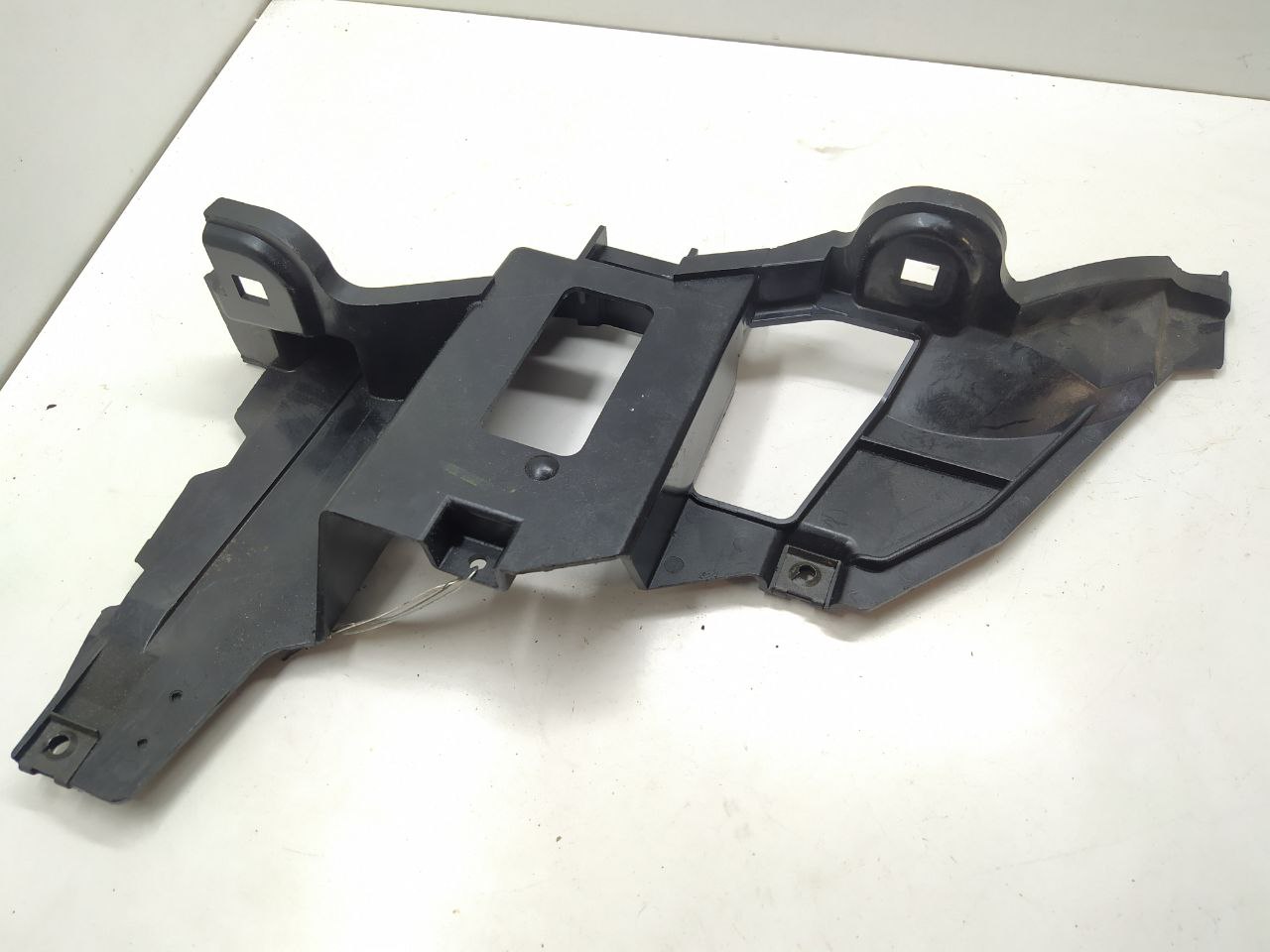 BMW X5 E53 E53 (1999-2003) Крепление фары правой 15183600RE, 15183600  010405