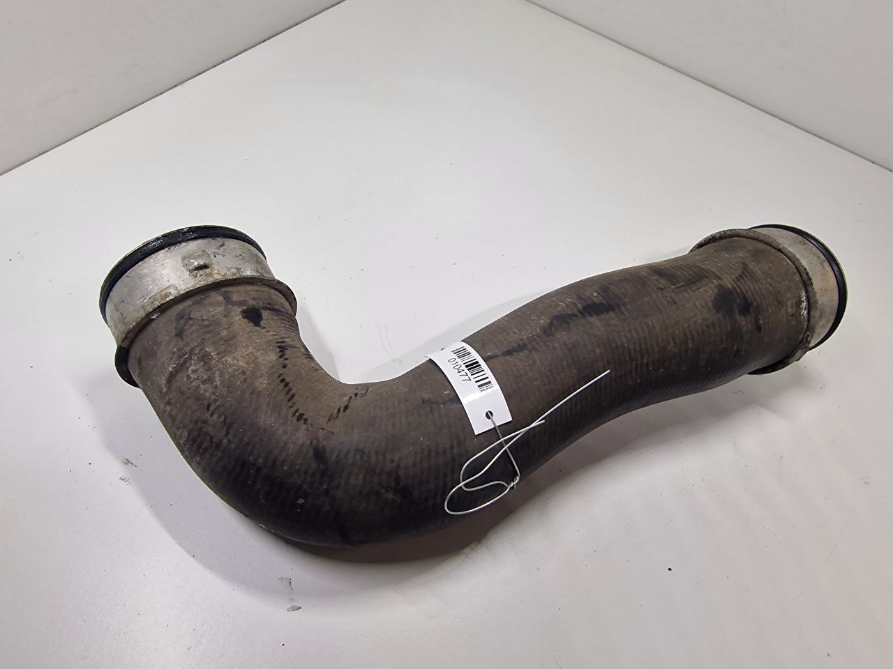 Renault Megane Megane 3  2009 - 2014 Патрубок интеркулера 1k0145834l  010477