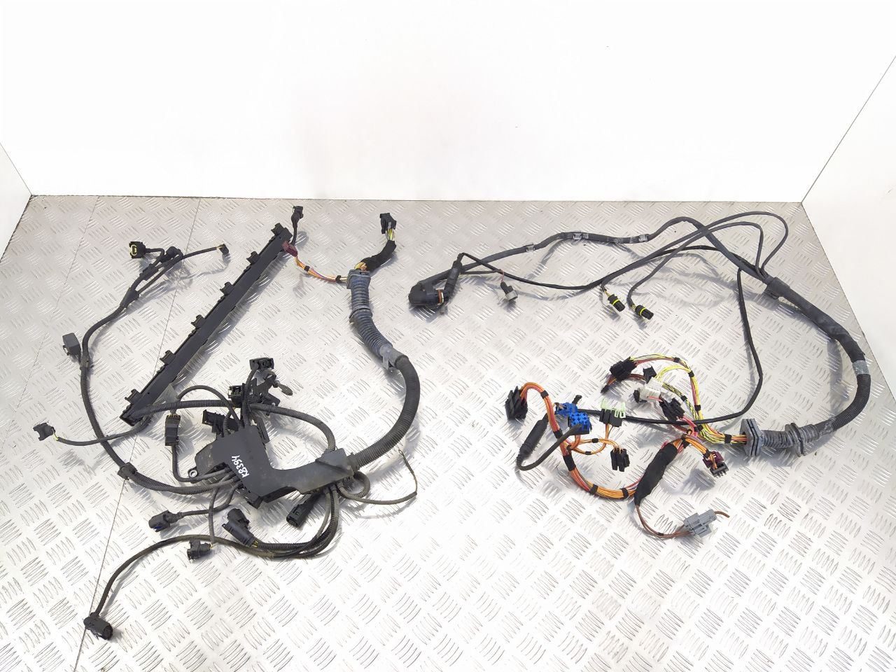 BMW 5 E60/E61 5 E60/E61 5 поколение (2002-2007) Проводка двигателя 12537529723, 7529723, 12537529721, 7529721  010619