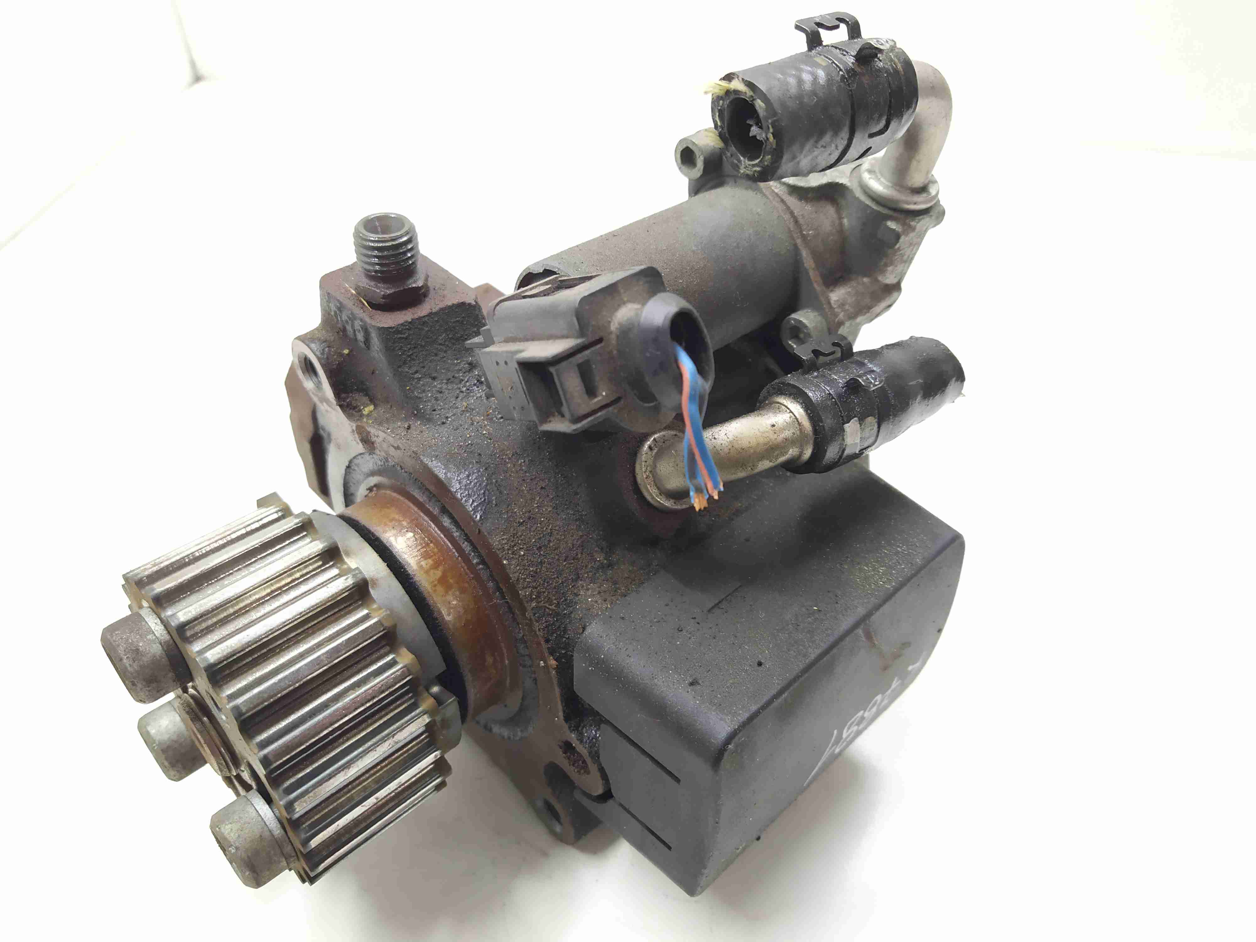 SEAT Ibiza Ibiza IV (6J,6P) 2008 - 2017 ТНВД 03L130755E  010626