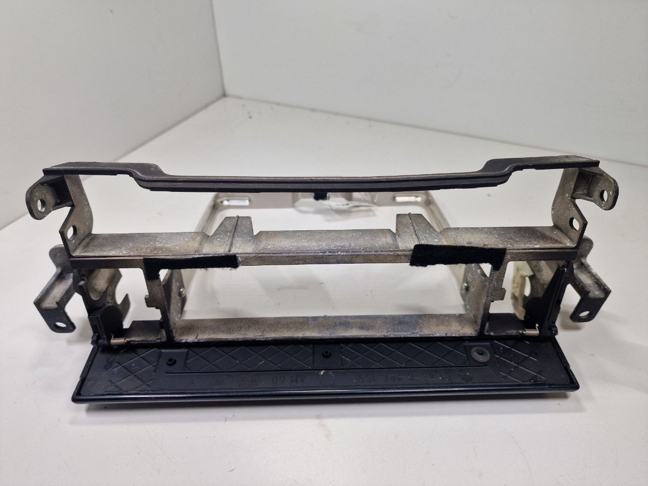 BMW 5 E39 5 E39 4 поколение (1995-2000) Рамка под магнитолу 51458184159, 8184159  010660