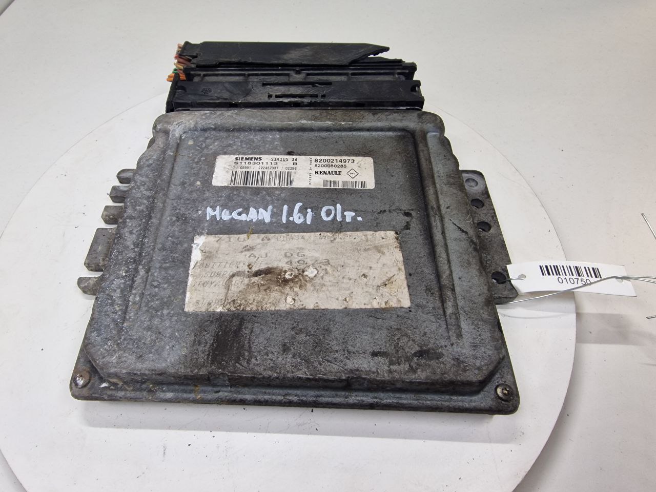 Renault Scenic Scenic I (JA) 1996 - 2003 Блок управления двигателем 8200214973, s118301113b  010750