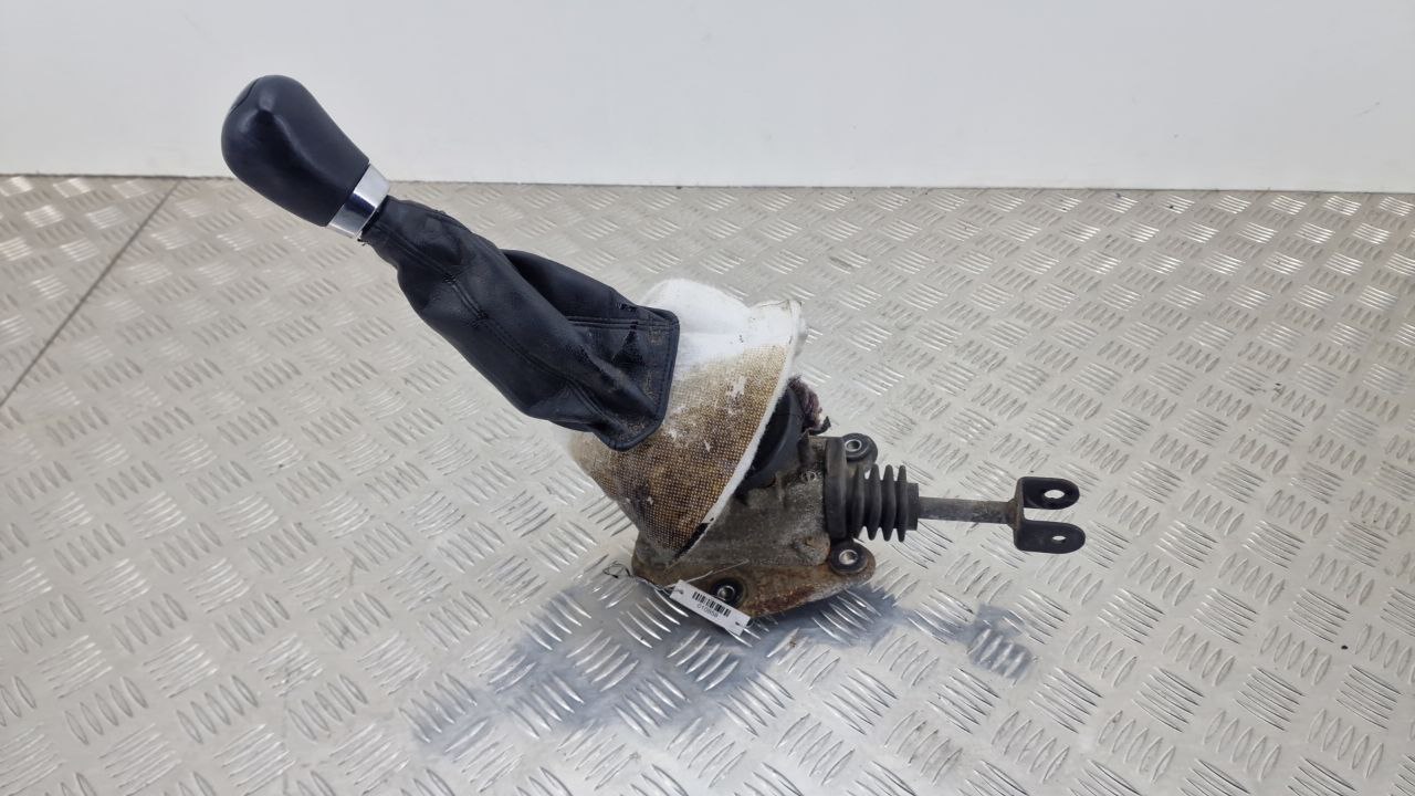 Suzuki Grand Vitara Grand Vitara II (JT) 2005 - 2016 Кулиса   010858