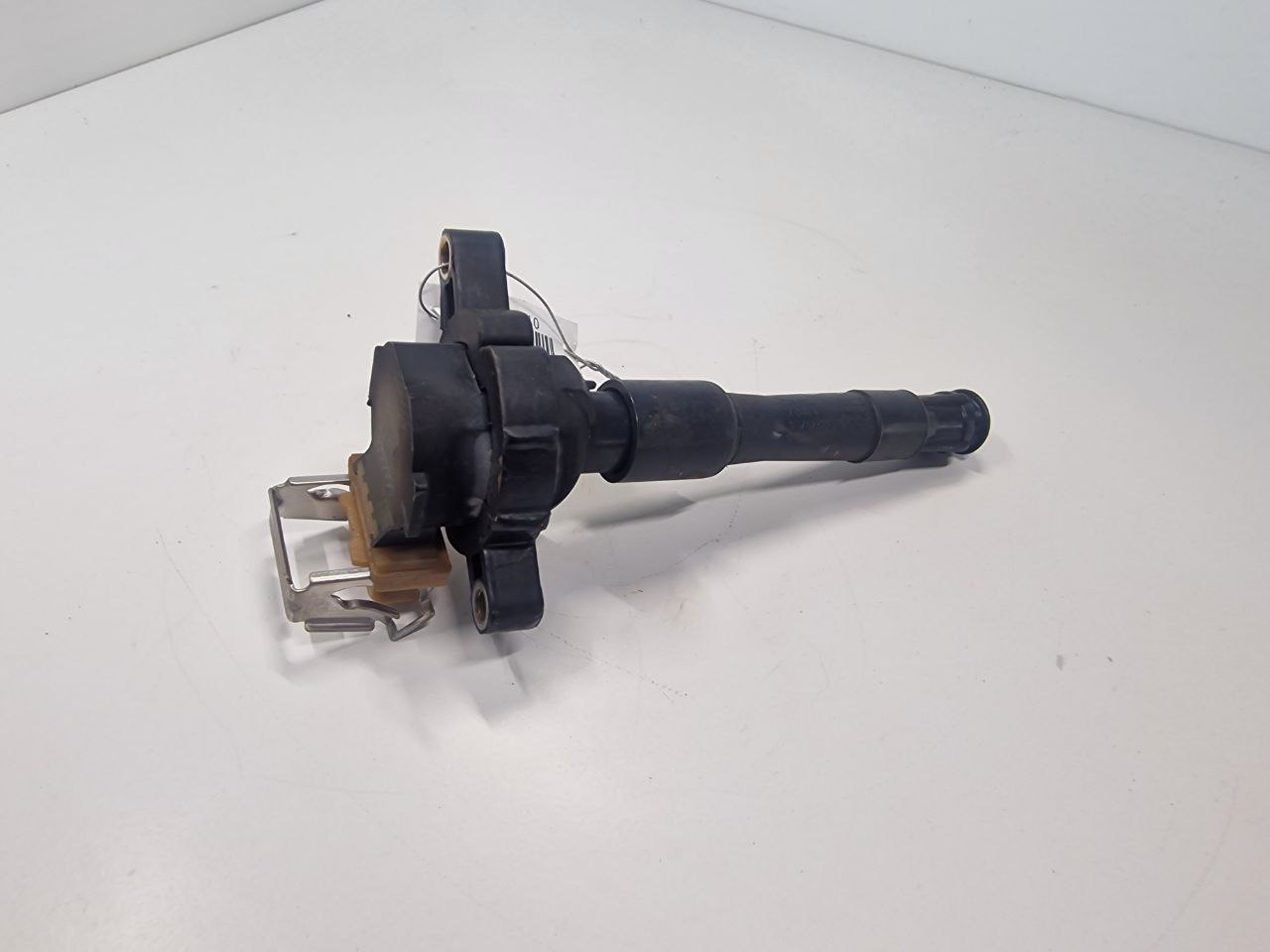 BMW 5 E39 5 E39 4 поколение (1995-2000) Катушка зажигания 1748017, 11860  010929