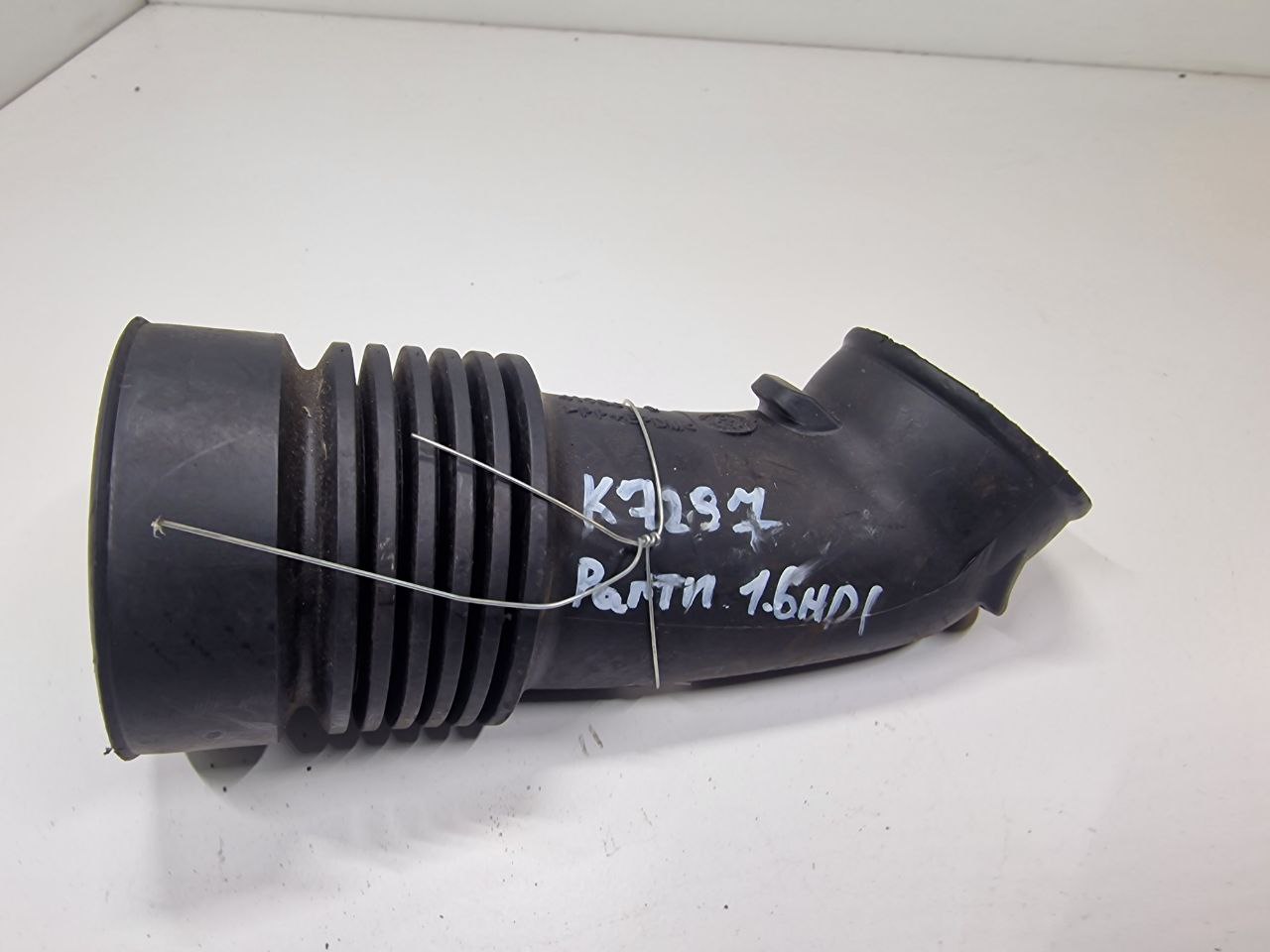 Peugeot Partner Partner 2 поколение [2-й рестайлинг] (2015-2024) Патрубок турбины 41906  010983