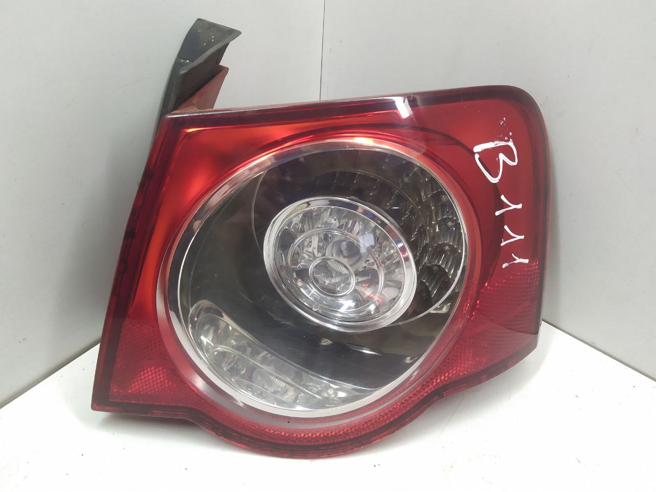 Volkswagen Passat Passat B6 (3C) 2005 - 2010 Фонарь задний правый 3C5945096C  011302