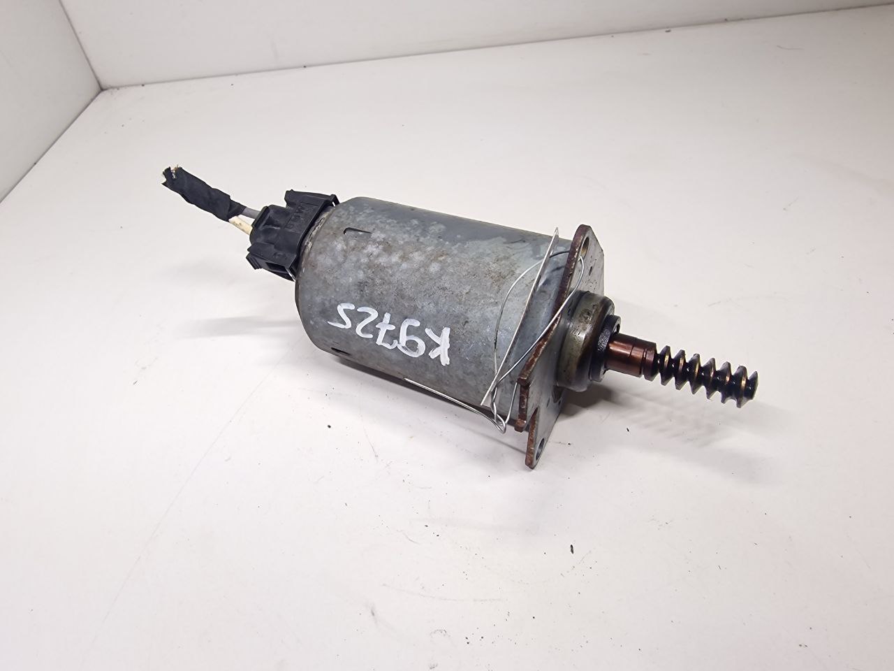 Peugeot 207 207 (WA,WC) 2006 - 2012 Моторчик VVT (эксцентрикового вала) V753390580, A2C53112944  011333