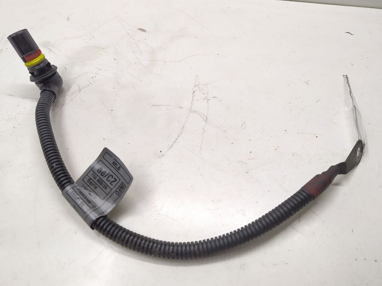 BMW 5 E60/E61 5 E60/E61 5 поколение (2002-2007) Проводка (планка) свечей накала 12427789231, 7789231  011487