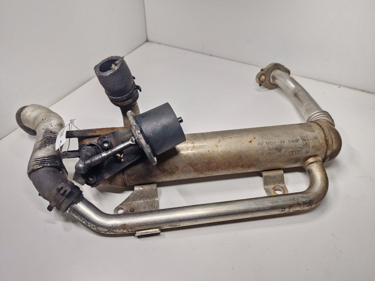 Volkswagen Golf Golf Plus V (5M) 2005 - 2008 Охладитель отработанных газов 03G131512AD  011507