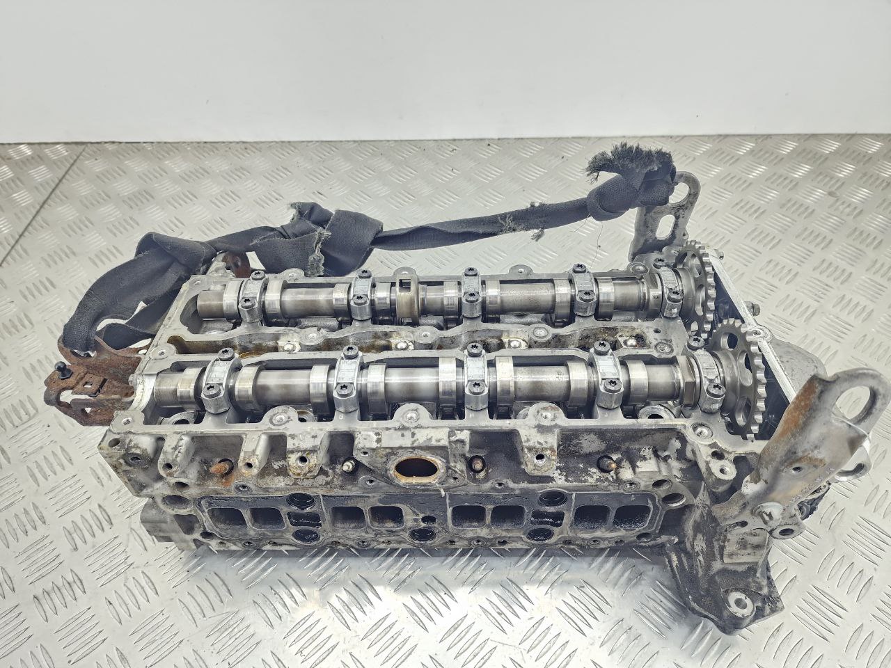 Mercedes Sprinter Sprinter II (w906) 2006 - 2017 Головка блока цилиндров A651016, 651016  011681