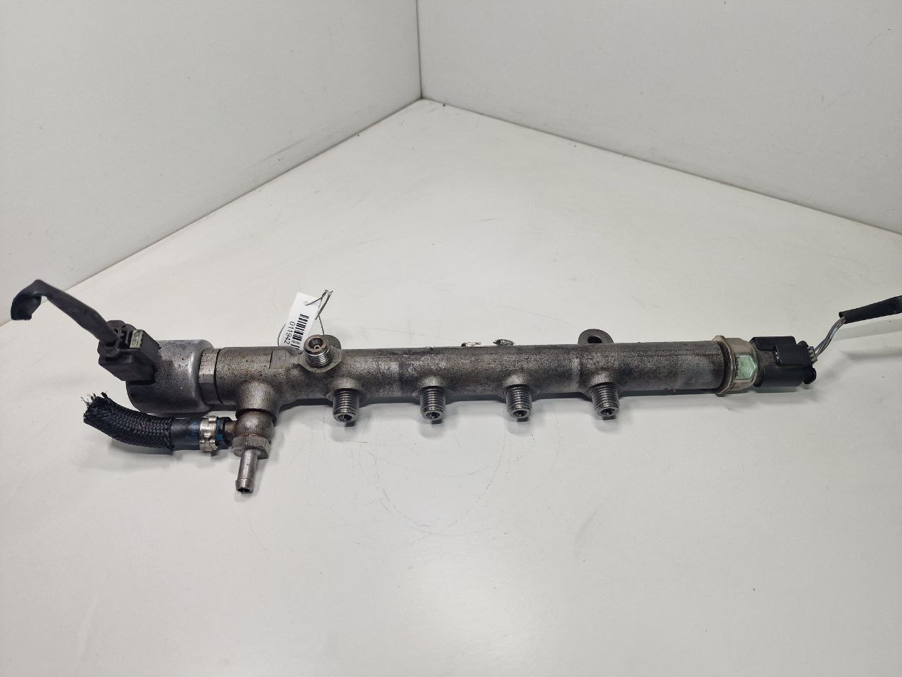 Mercedes C-klasse C-klasse (W204) 2007 - 2014 Топливная рампа A65110700595  011942