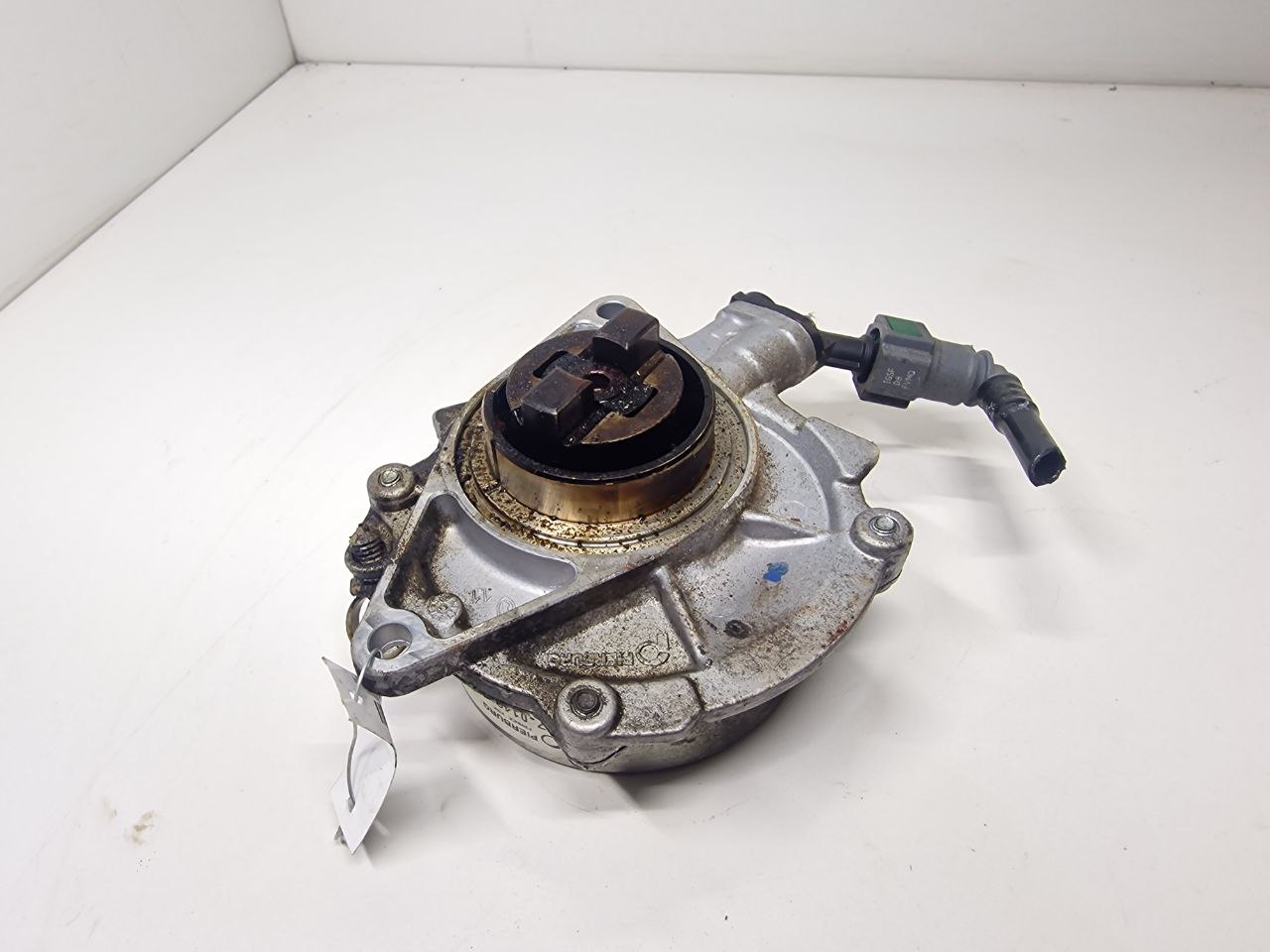 Peugeot 207 207 (WA,WC) 2006 - 2012 Насос вакуумный V757081380  012341