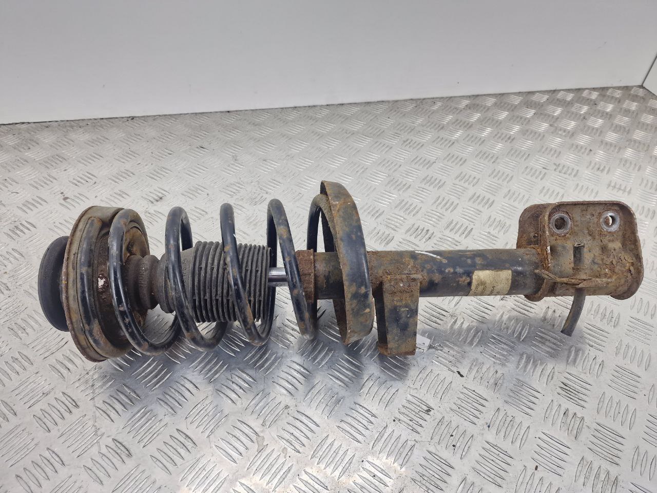 Opel Omega Omega B 1994 - 2003 Амортизатор передний правый 22184705, 9127825, 4343264  012717