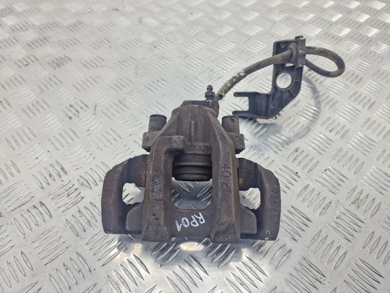 Mercedes ML W164 ML W164 2 поколение (2005-2008) Суппорт задний левый   012848