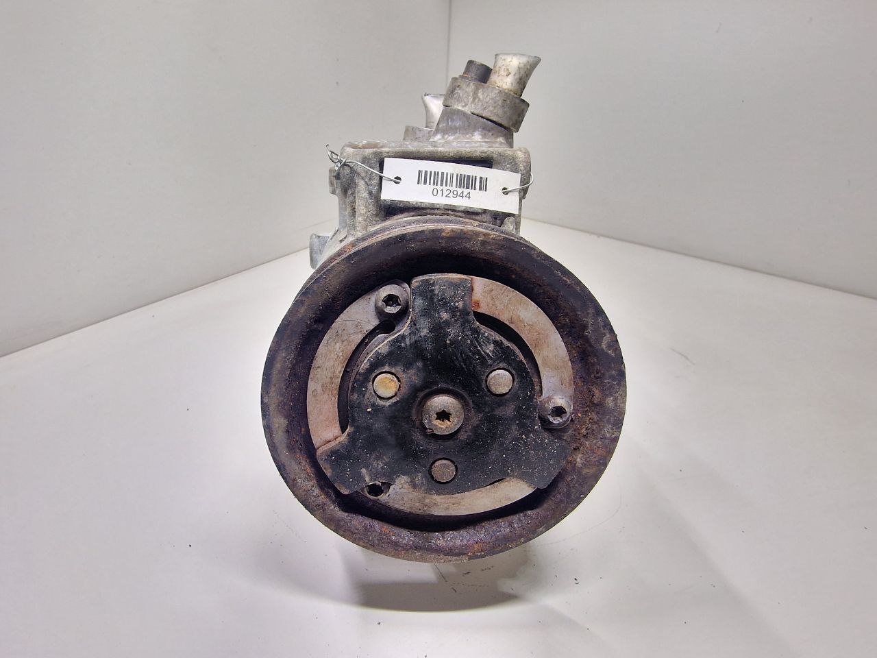 Volkswagen Golf Golf VI (5K) 2008 - 2012 Компрессор кондиционера 5N0820803E  012944