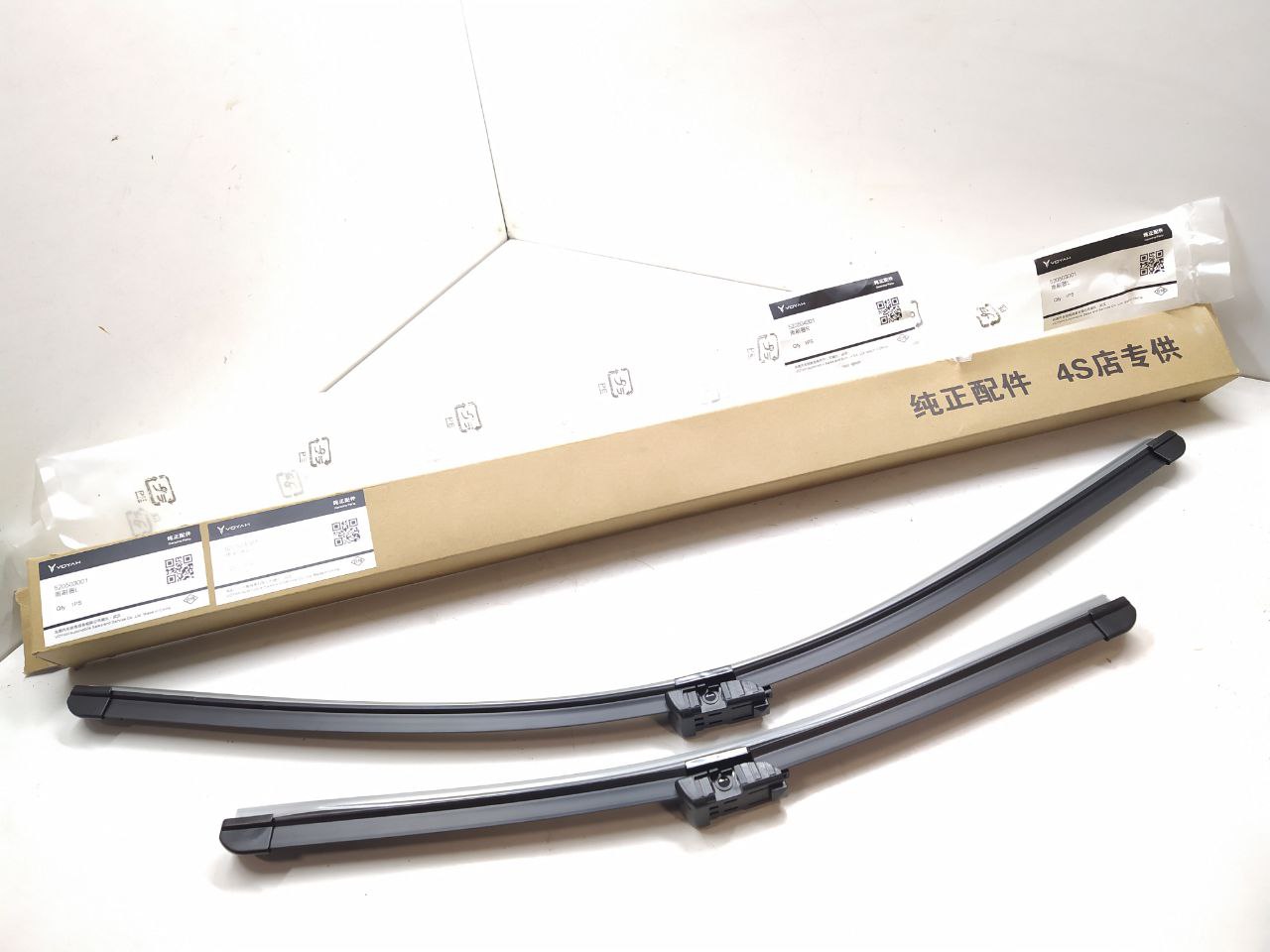 Voyah Free Free 1 поколение (2021-2024) Щетки стеклоочистителя 520504001,   520503001  013030