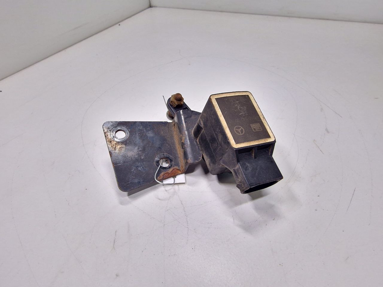 Mercedes ML W164 ML W164 2 поколение (2005-2008) Датчик положения кузова A0105427717  013221