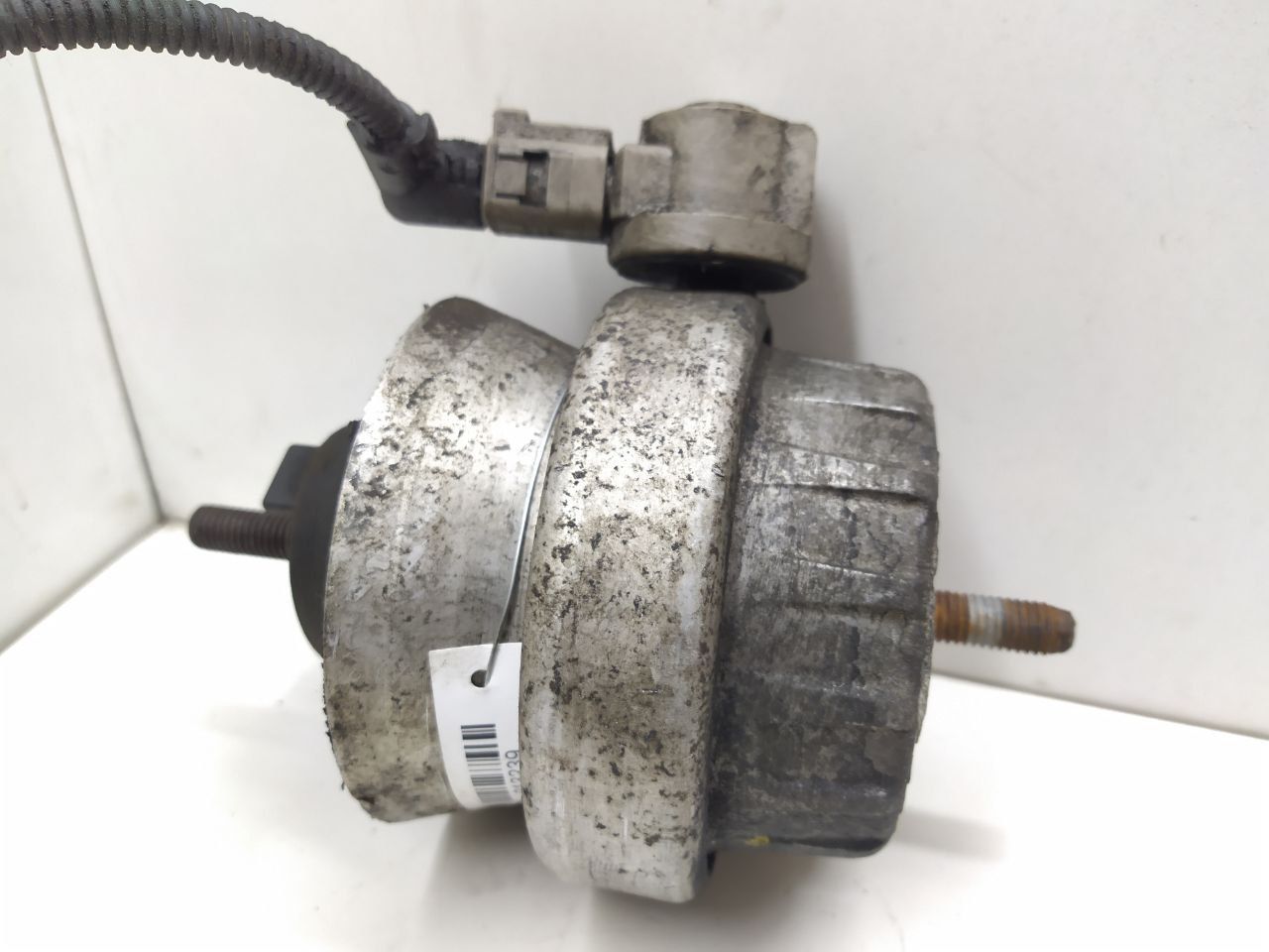 Audi A6 A6 C6 (4F2) 2004 - 2011 Подушка крепления двигателя 4F0199379BK  013239