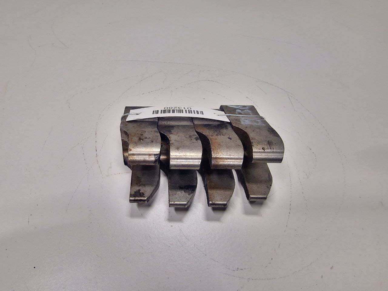 Mercedes C-klasse C-klasse (W204) 2007 - 2014 Скоба (кронштейн) крепления форсунки   013280