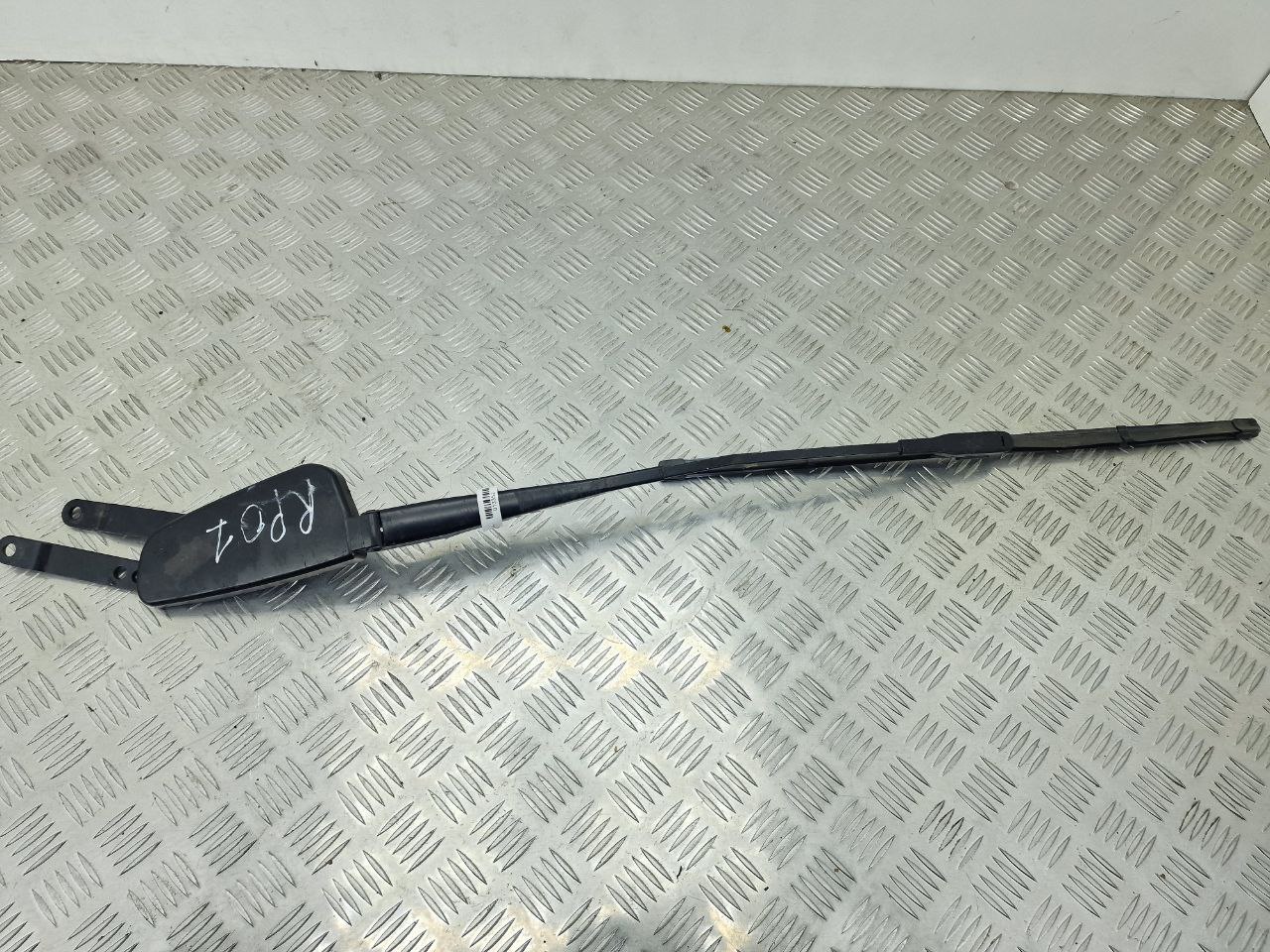 Mercedes ML W164 ML W164 2 поколение (2005-2008) Щеткодержатель (поводок стеклоочистителя, дворник) A1648240049,  A1648200640  013352