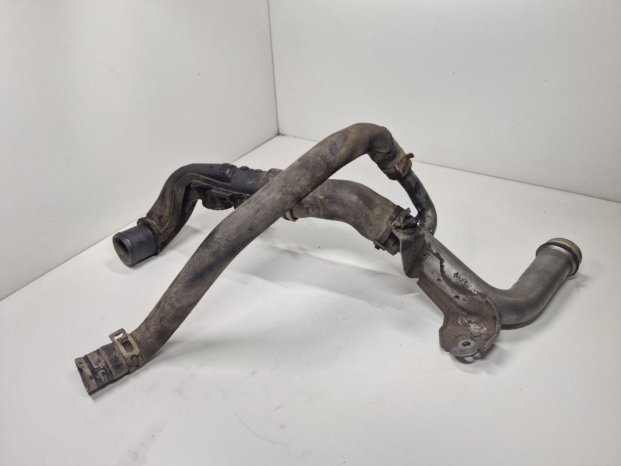 Renault Master Master 3 поколение [рестайлинг] (2014-2024) Трубка охлаждающей жидкости металлическая 70555304  013570