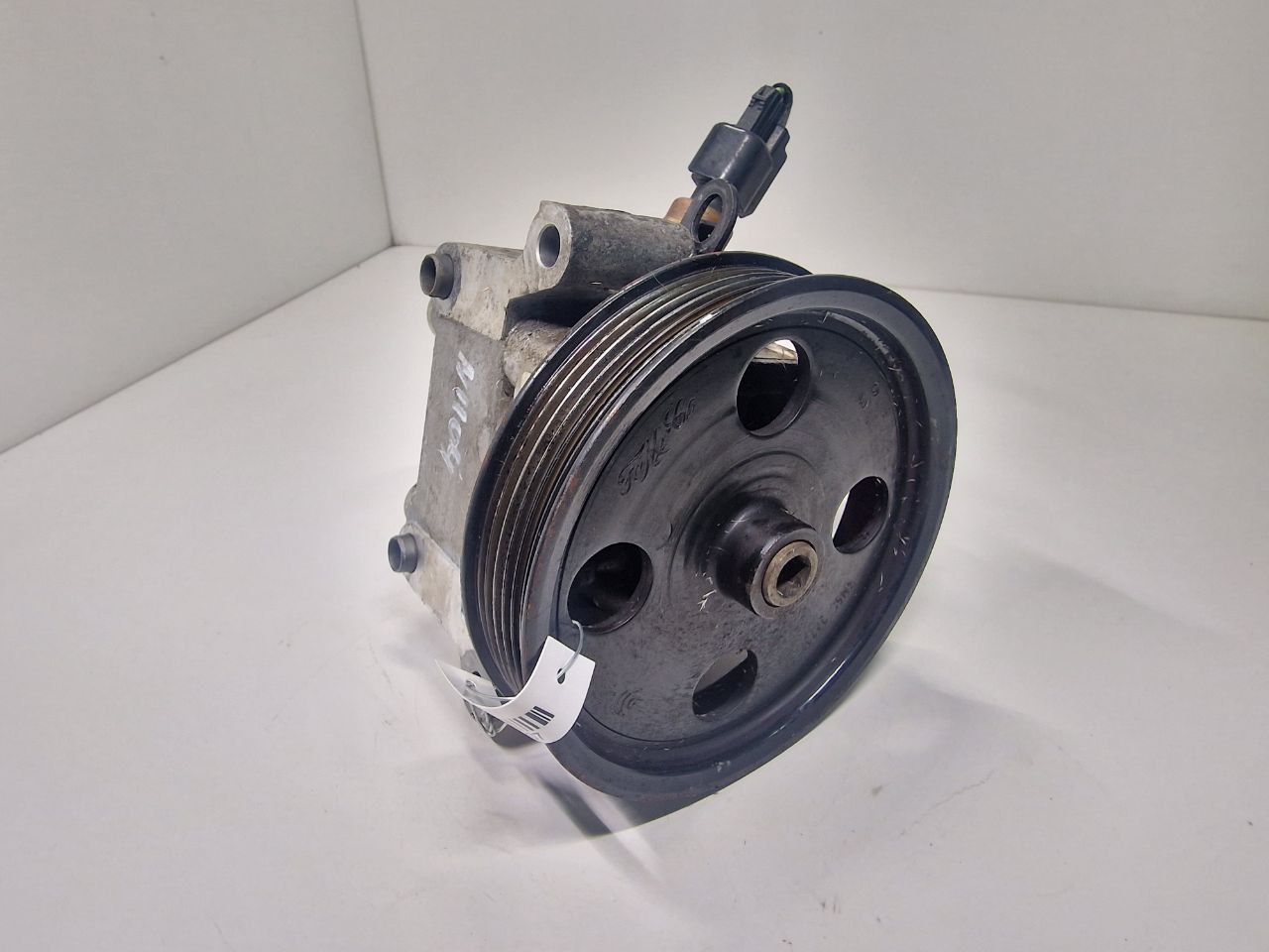 Ford C-MAX C-MAX I (DE) 2003 - 2010 Насос гидроусилителя руля 	4M513A696AE,  31201069,  7613955160  014207