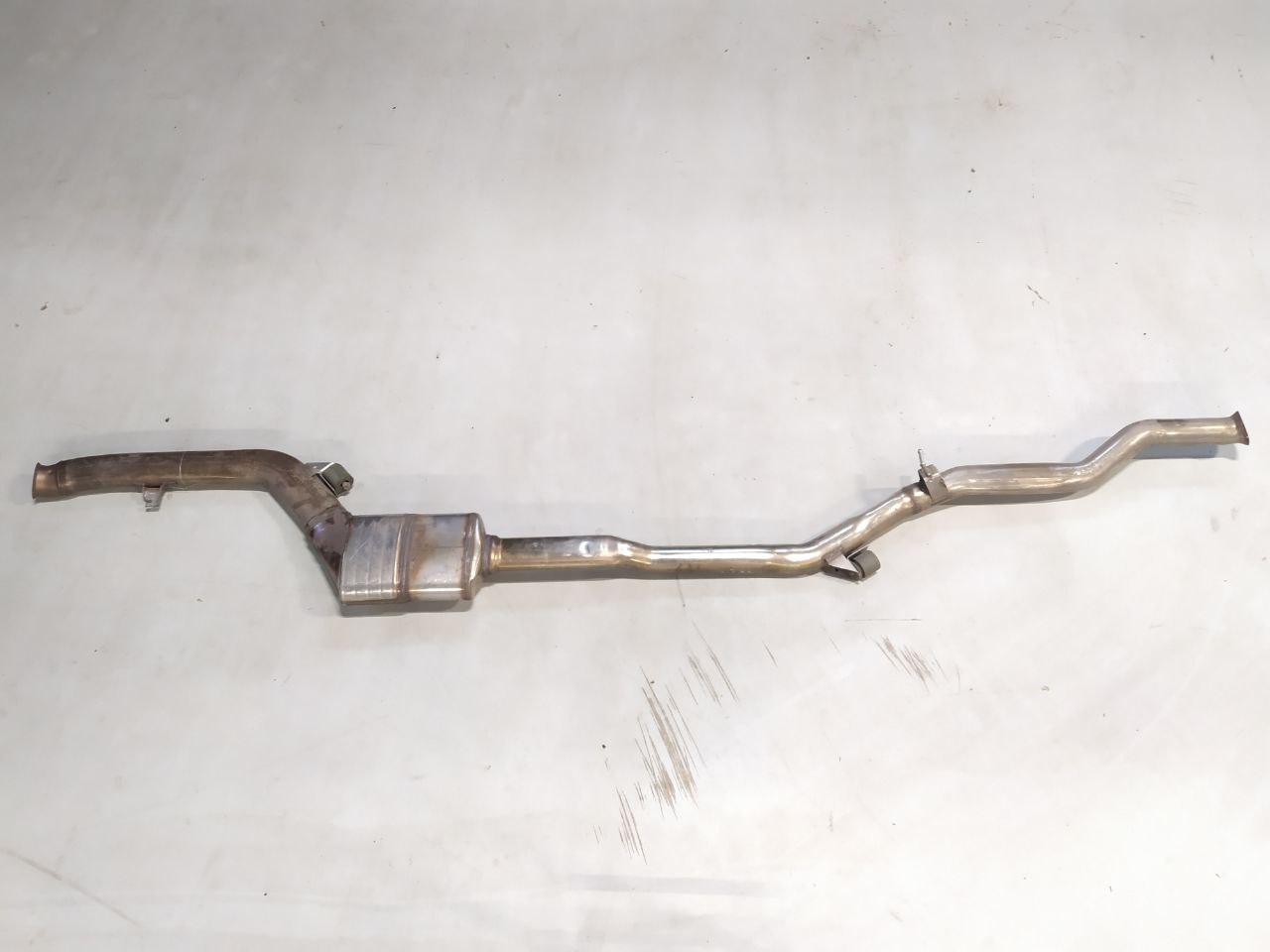 BMW 5 G30/G31 5 G30/G31 7 поколение (2016-2020) Глушитель 8698977  014212