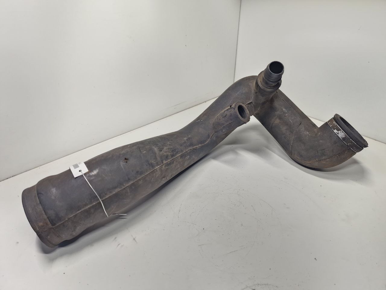 Volkswagen Passat Passat B3 (312,315) 1988 - 1993 Патрубок турбины 357129627J  014403