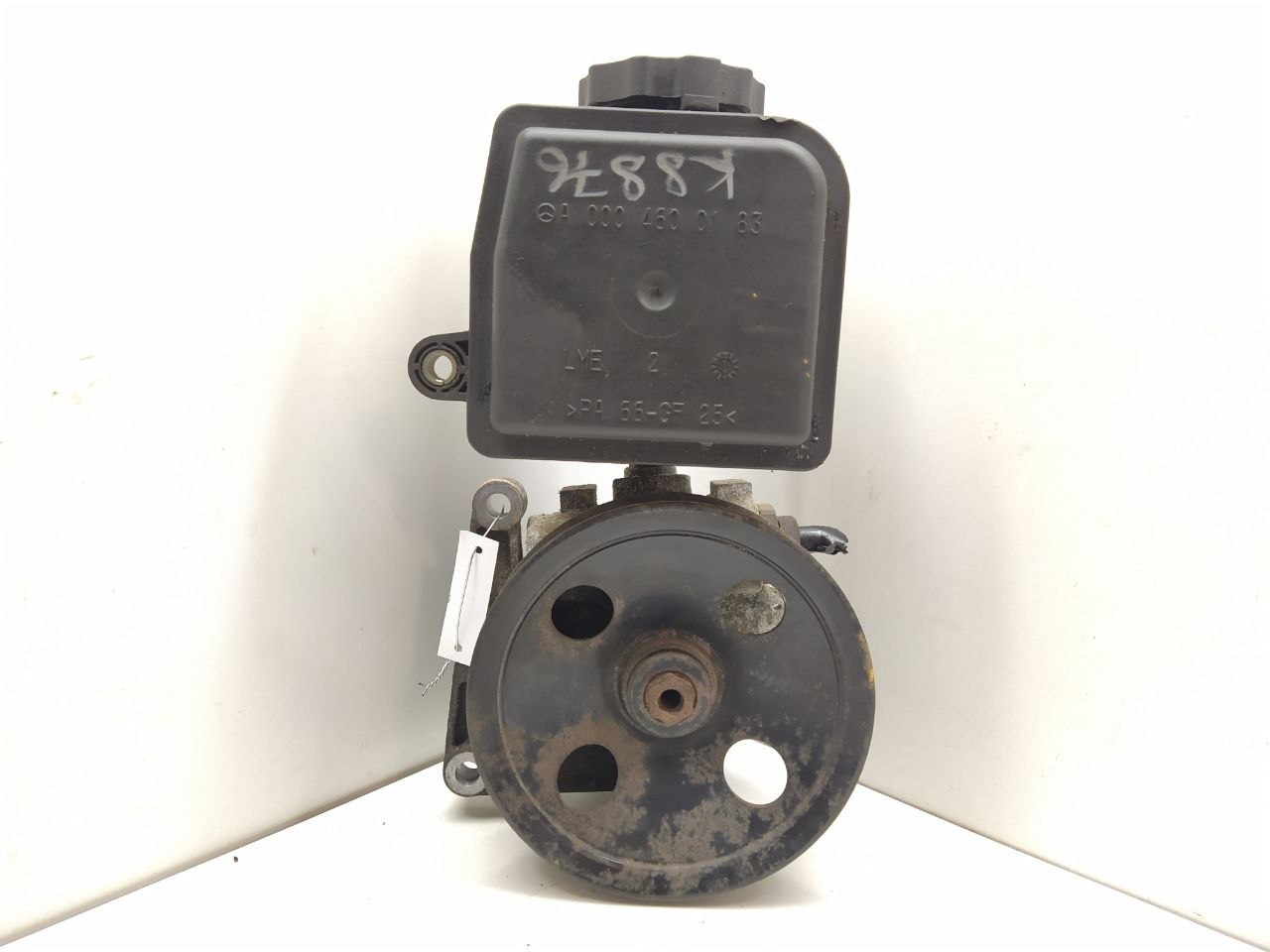 Mercedes ML W163 M-klasse (W163) 1997 - 2005 Насос гидроусилителя руля 0024663801, A0024663801  014751