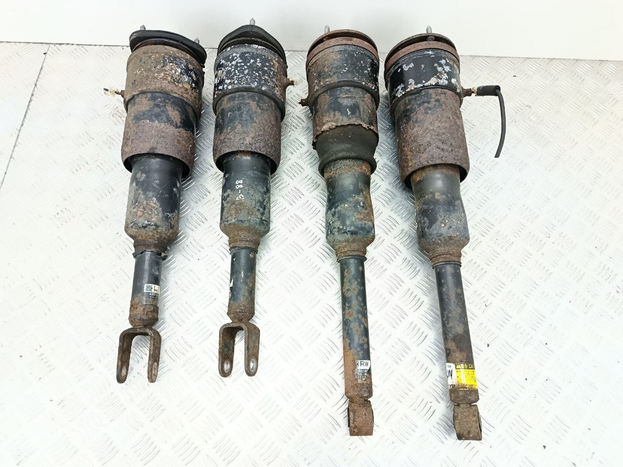 Lexus LS LS IV (F40) 2006 - 2017 Пневмостойка задняя   014830sep1