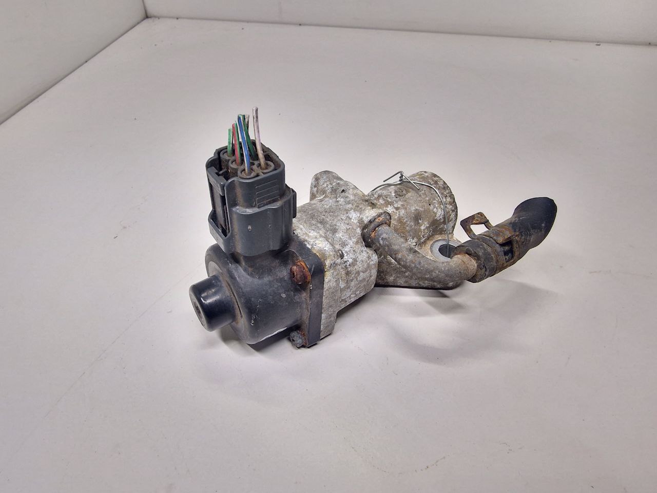 Ford Mondeo Mondeo III 2000 - 2007 Клапан EGR   015029