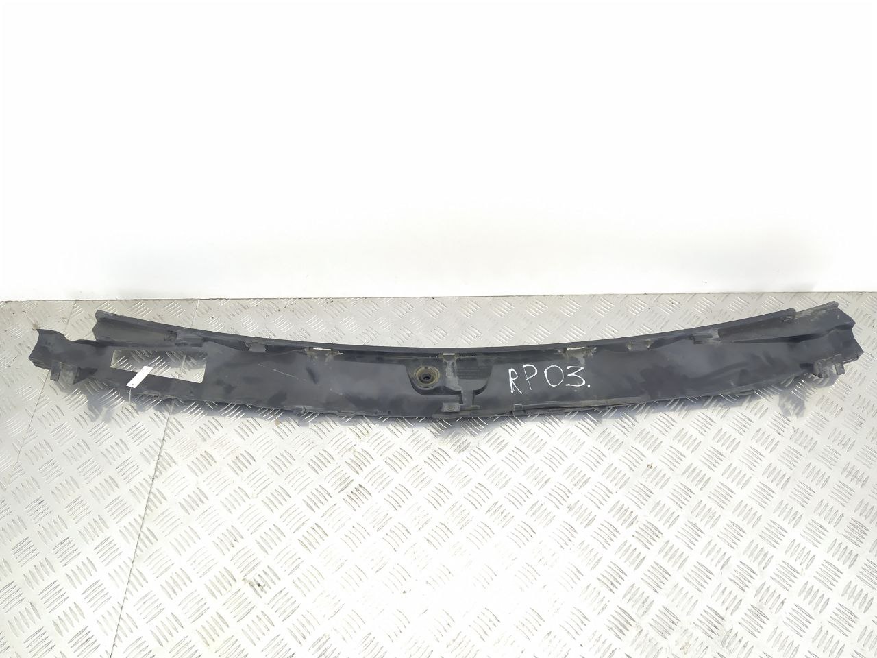 Mercedes ML W163 M-klasse (W163) 1997 - 2005 Дождевик A1638310036, 1638310036  015070