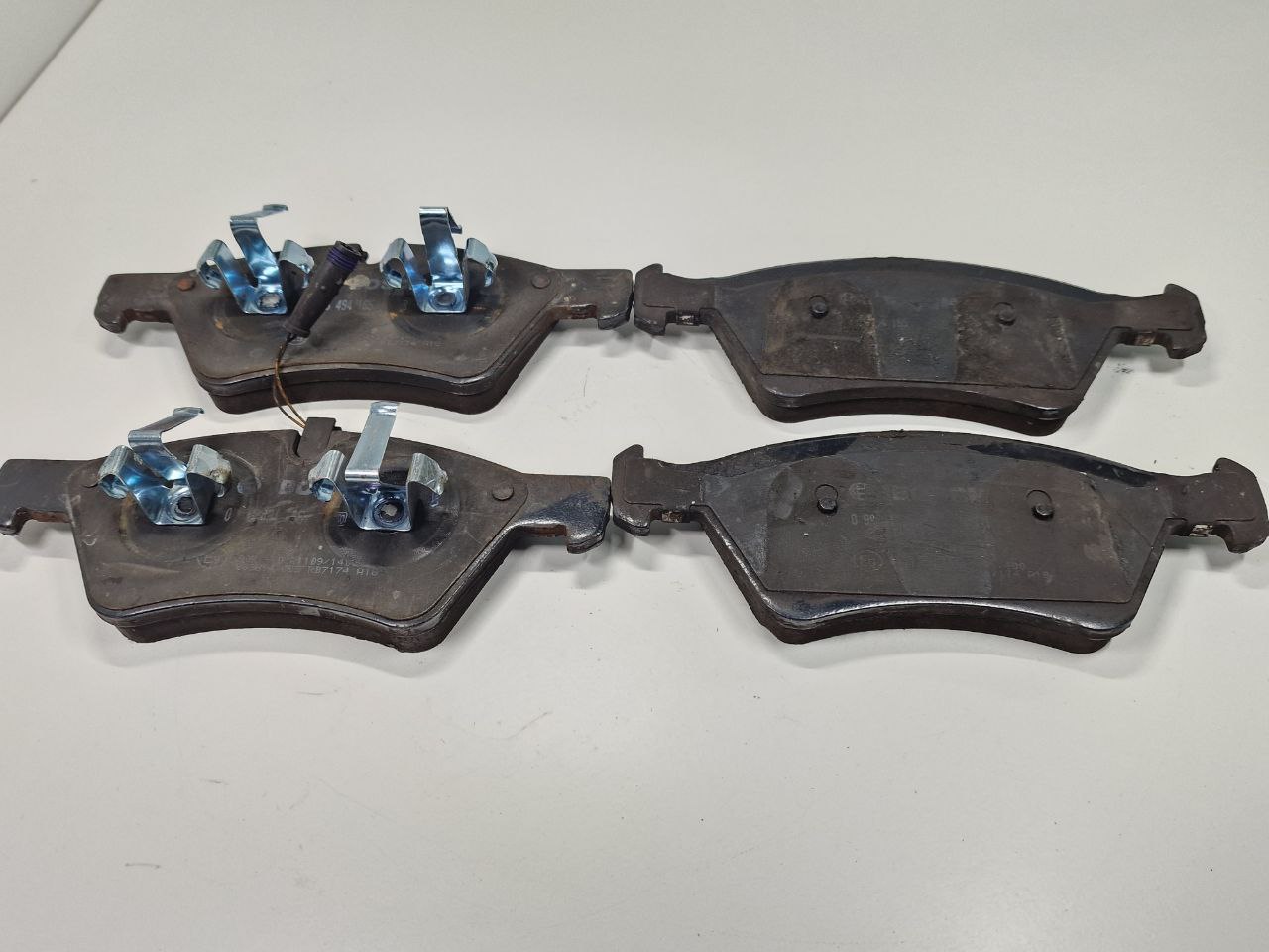 Mercedes ML W164 ML W164 2 поколение (2005-2008) Тормозные колодки передние 0986494165  015223