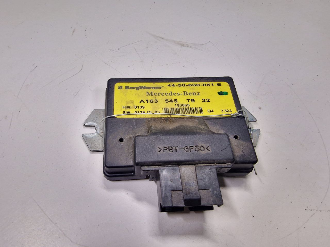 Mercedes ML W163 M-klasse (W163) 1997 - 2005 Блок управления раздаточной коробки A1635457932, 4450000051E  015872