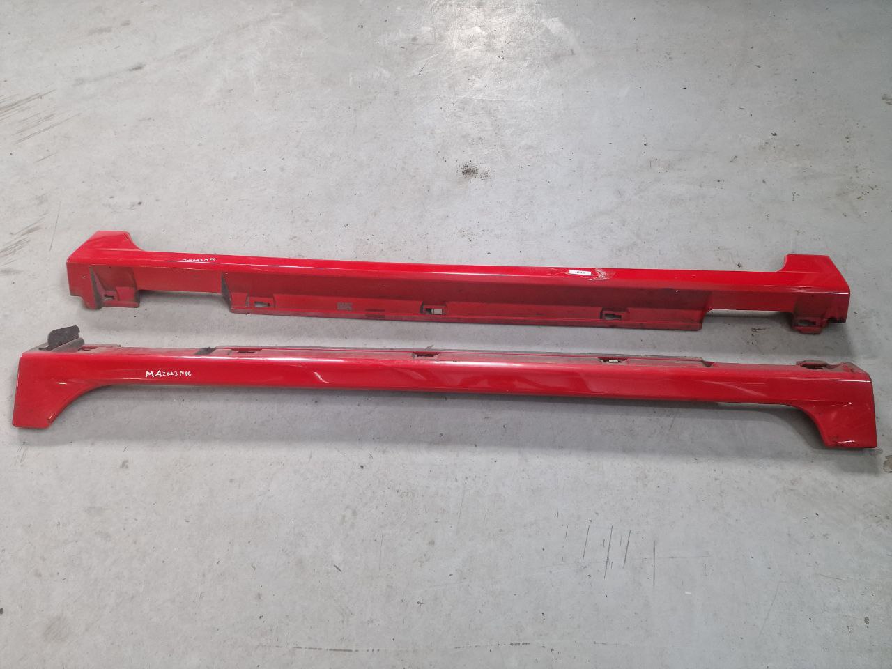 Mazda 3 MPS BK (2006-2009) Накладка на порог BR5S51P41,  BR5S51P51  015966