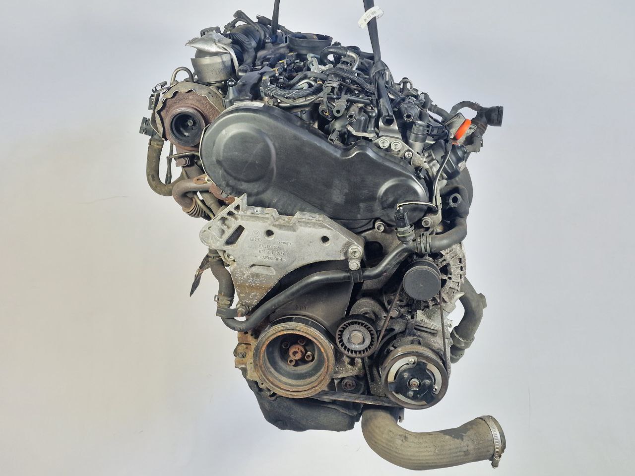 Audi A3 A3 II (8P1) 2003 - 2013 Двигатель CFG,   CFB,   CFBB,   CFGB,   CFG,   CFH,   CKT,   CLJ,   CFF,   CLL,   CLA  016140