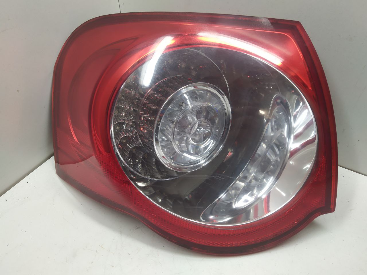 Volkswagen Passat Passat B6 (3C) 2005 - 2010 Фонарь задний левый 3C9945095N  016174