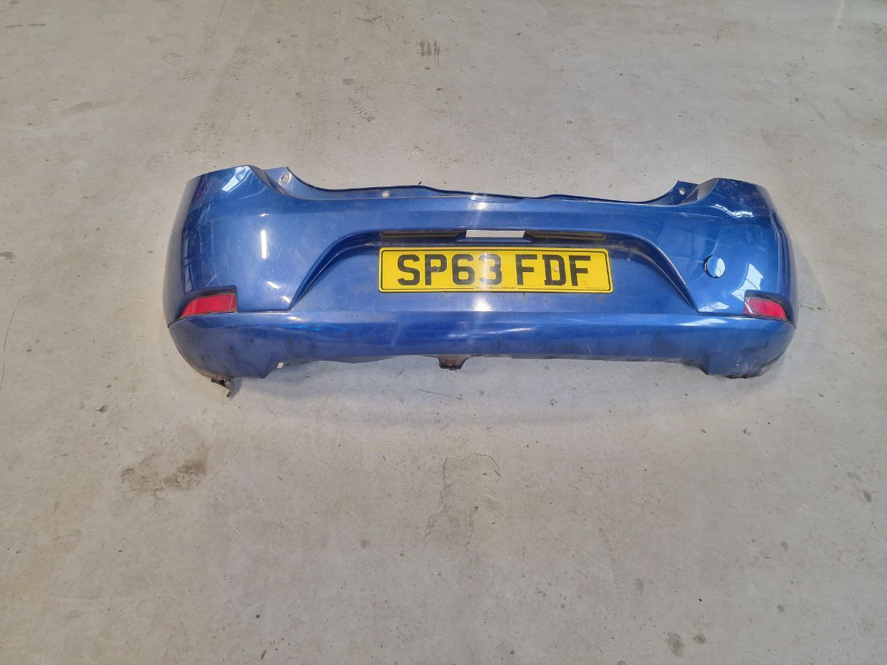 Renault Sandero 2 поколение (2013-2018) Бампер задний   016689