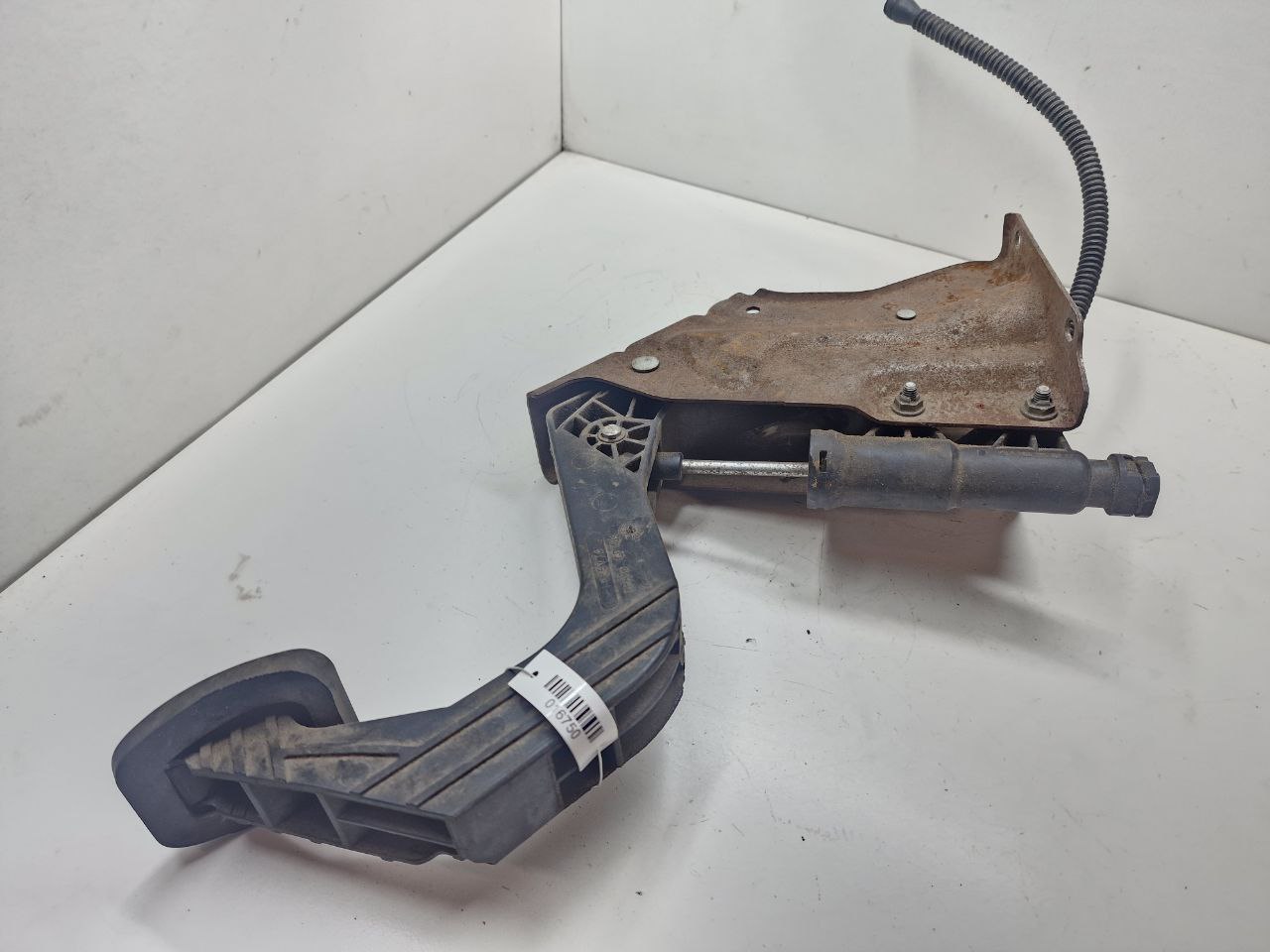 Mercedes Sprinter Sprinter II (w906) 2006 - 2017 Педаль сцепления A9062900212  016750