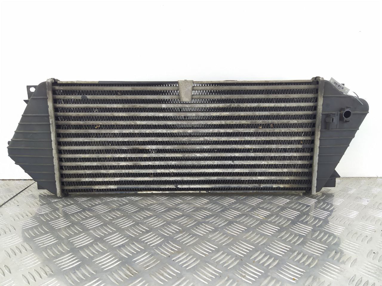 Mercedes ML W163 M-klasse (W163) 1997 - 2005 Интеркулер   017245