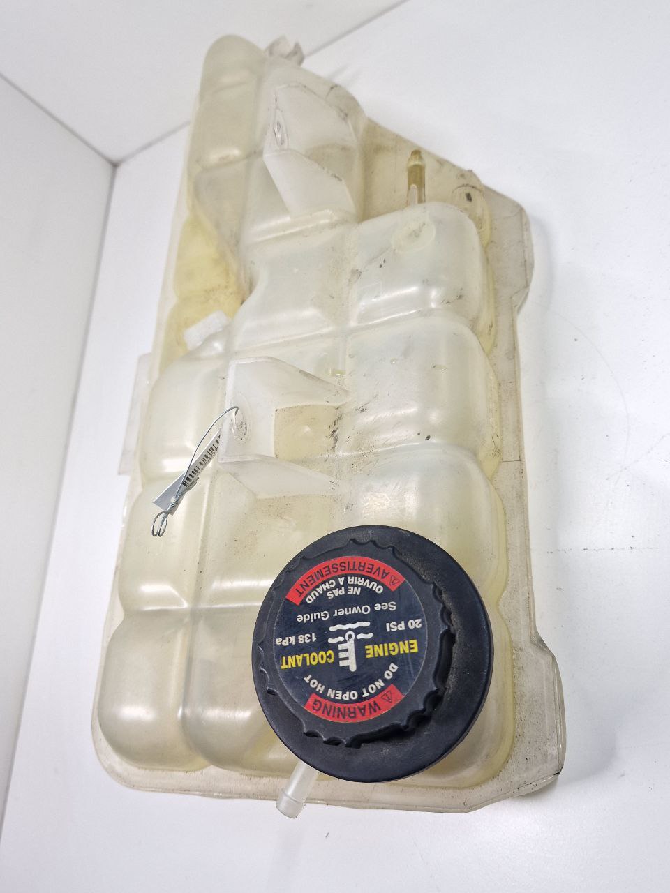 Mercedes ML W163 M-klasse (W163) 1997 - 2005 Бачок расширительный 99001067, 8M376755201  017407