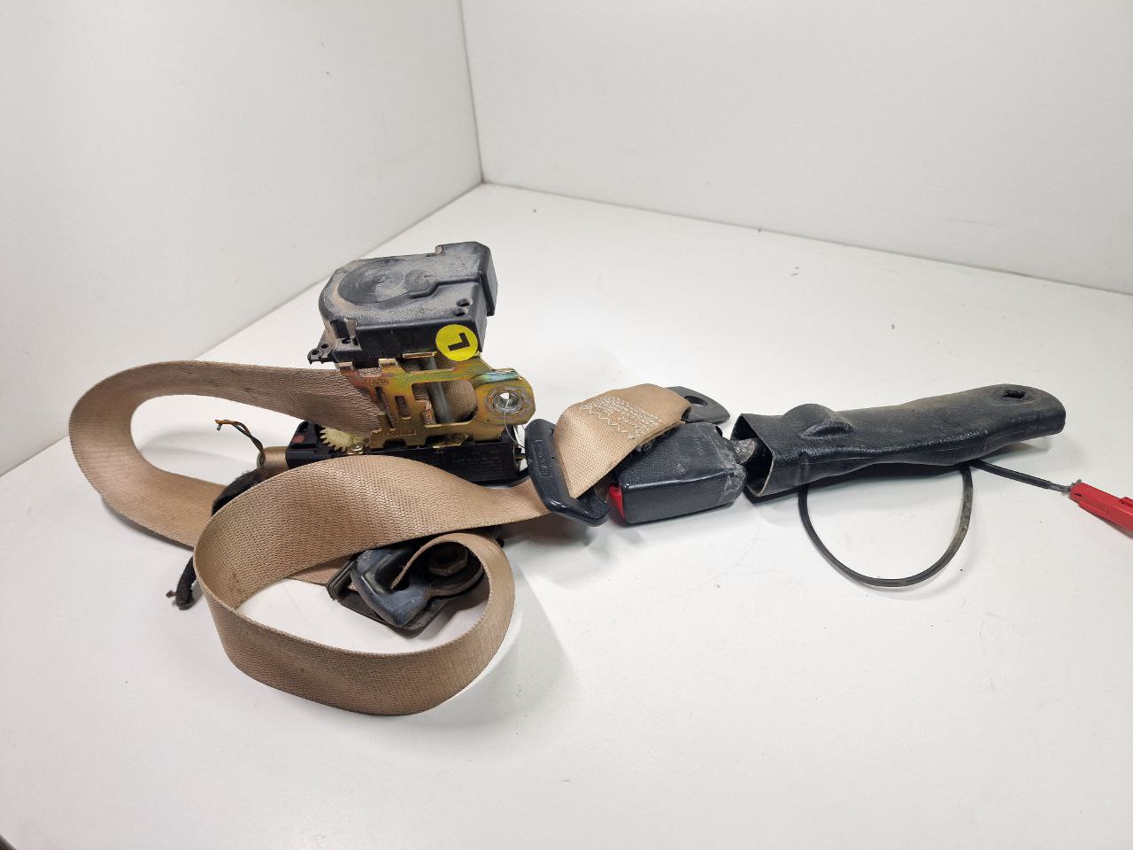 Mercedes ML W163 M-klasse (W163) 1997 - 2005 Ремень безопасности передний левый A1638602985, 1638602985  017575