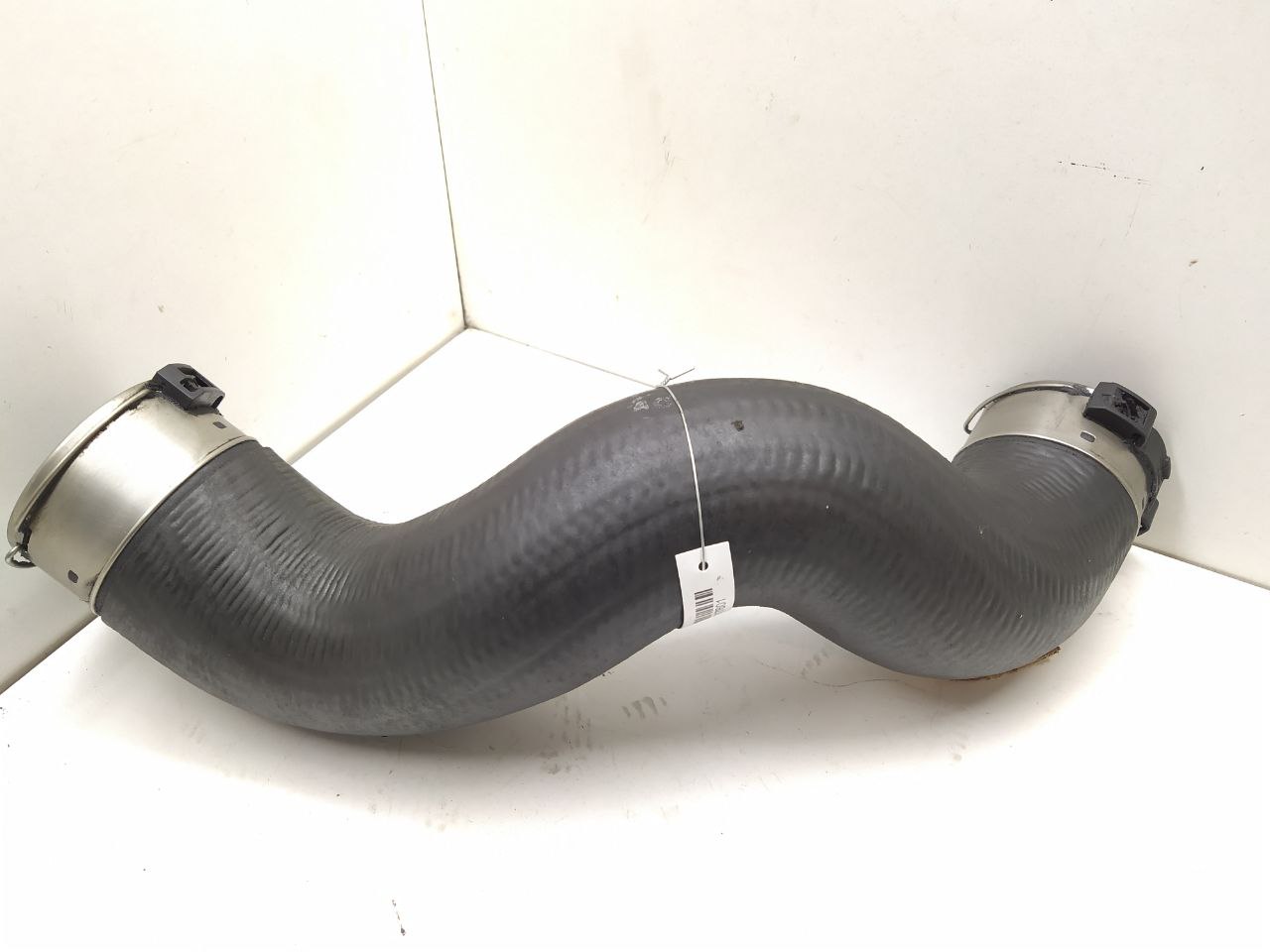 Mercedes C W204 3 поколение [рейстайлинг] (2011-2015) Патрубок интеркулера A2045281482, 2045281482  017601